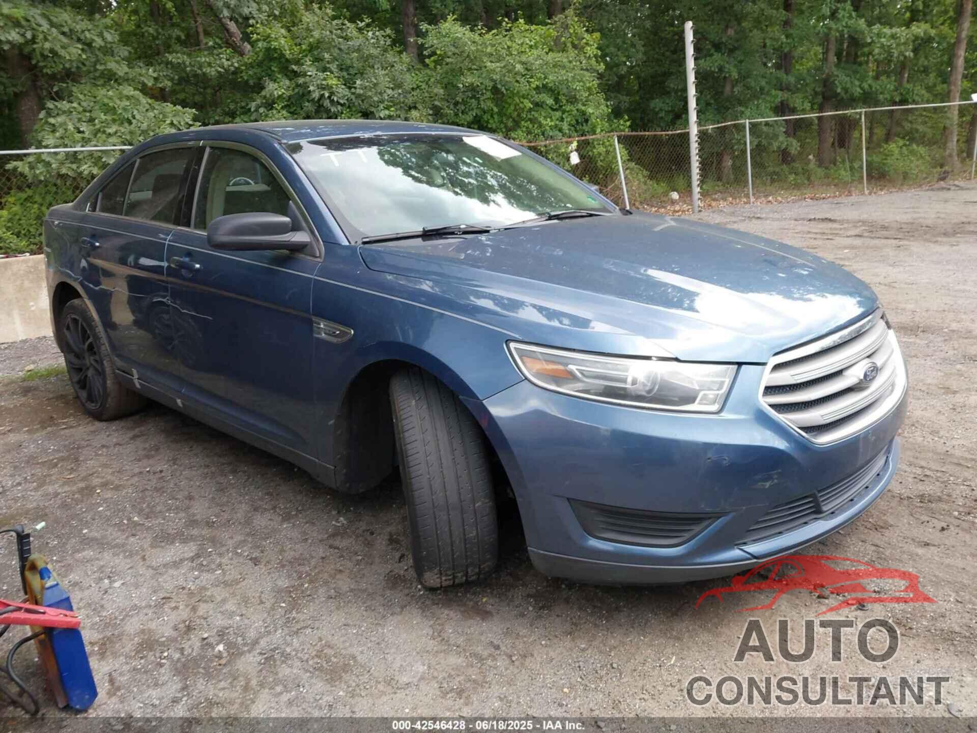 FORD TAURUS 2018 - 1FAHP2D84JG115399