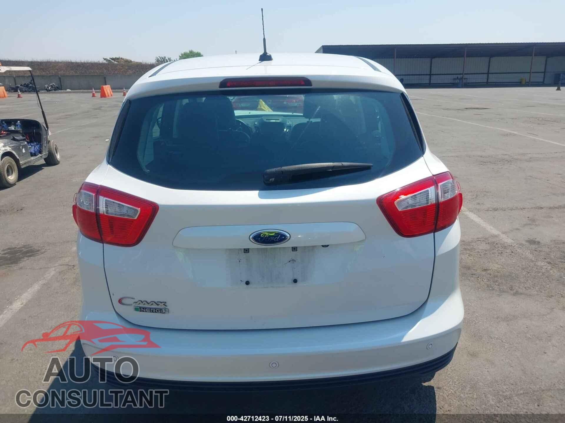 FORD C-MAX ENERGI 2016 - 1FADP5CU8GL118692