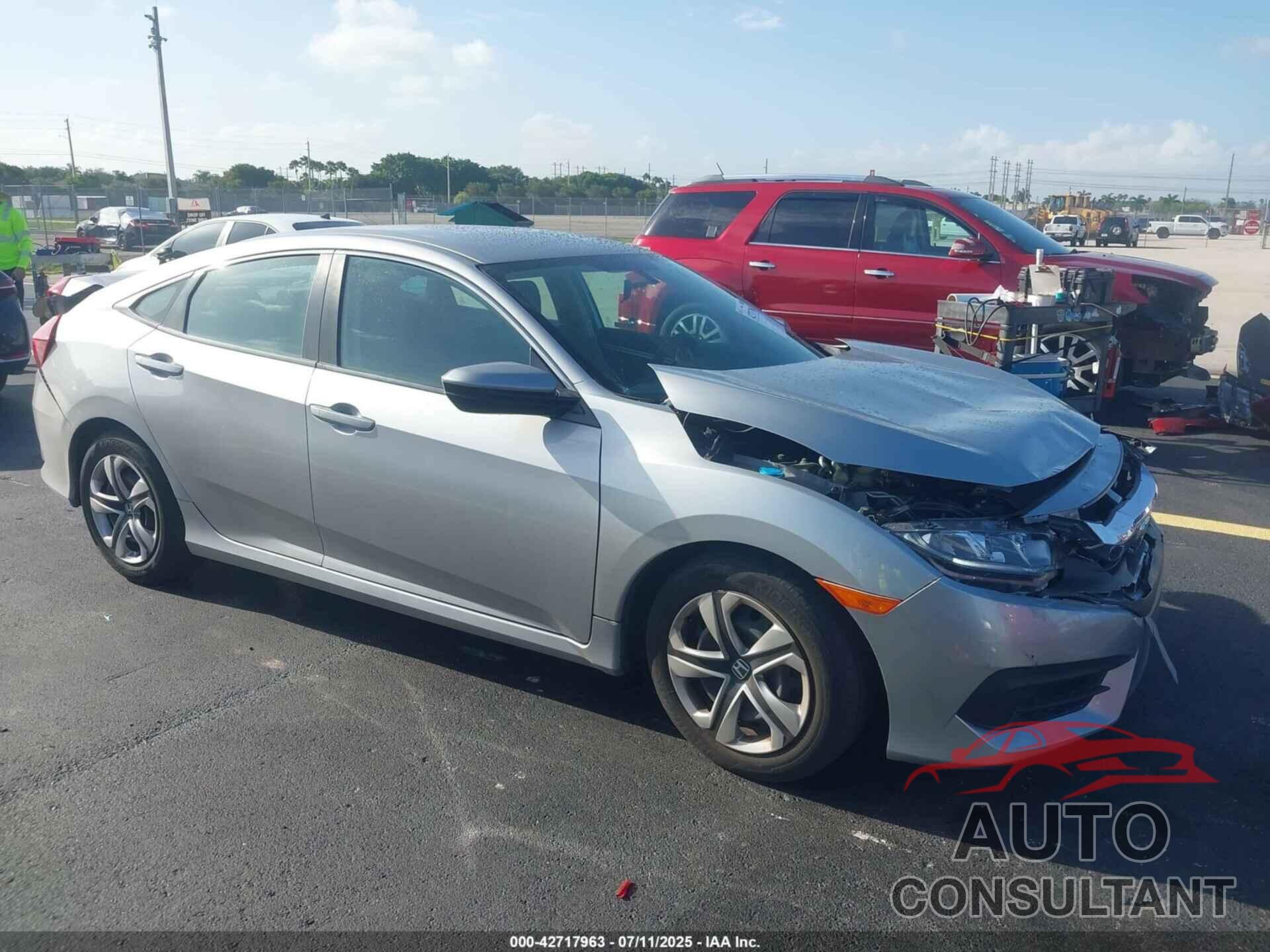 HONDA CIVIC 2018 - 2HGFC2F54JH598107