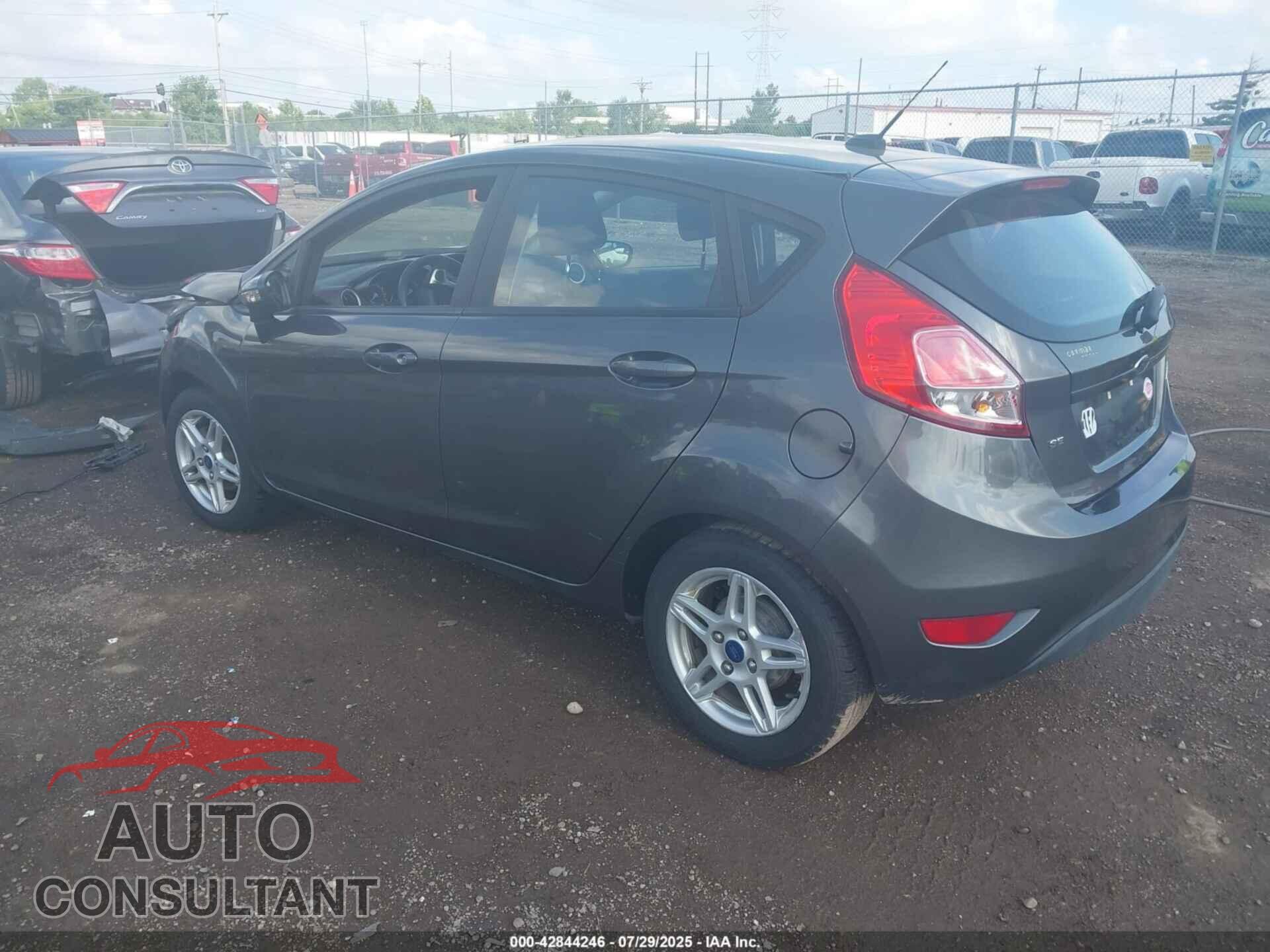 FORD FIESTA 2017 - 3FADP4EJ7HM159148