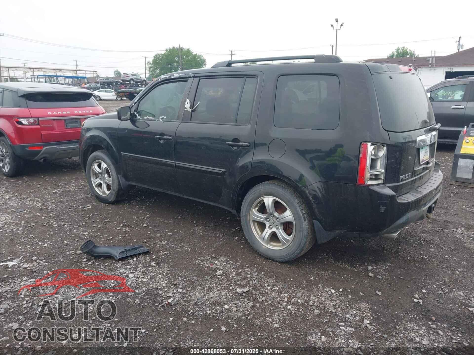 HONDA PILOT 2013 - 5FNYF4H56DB056167