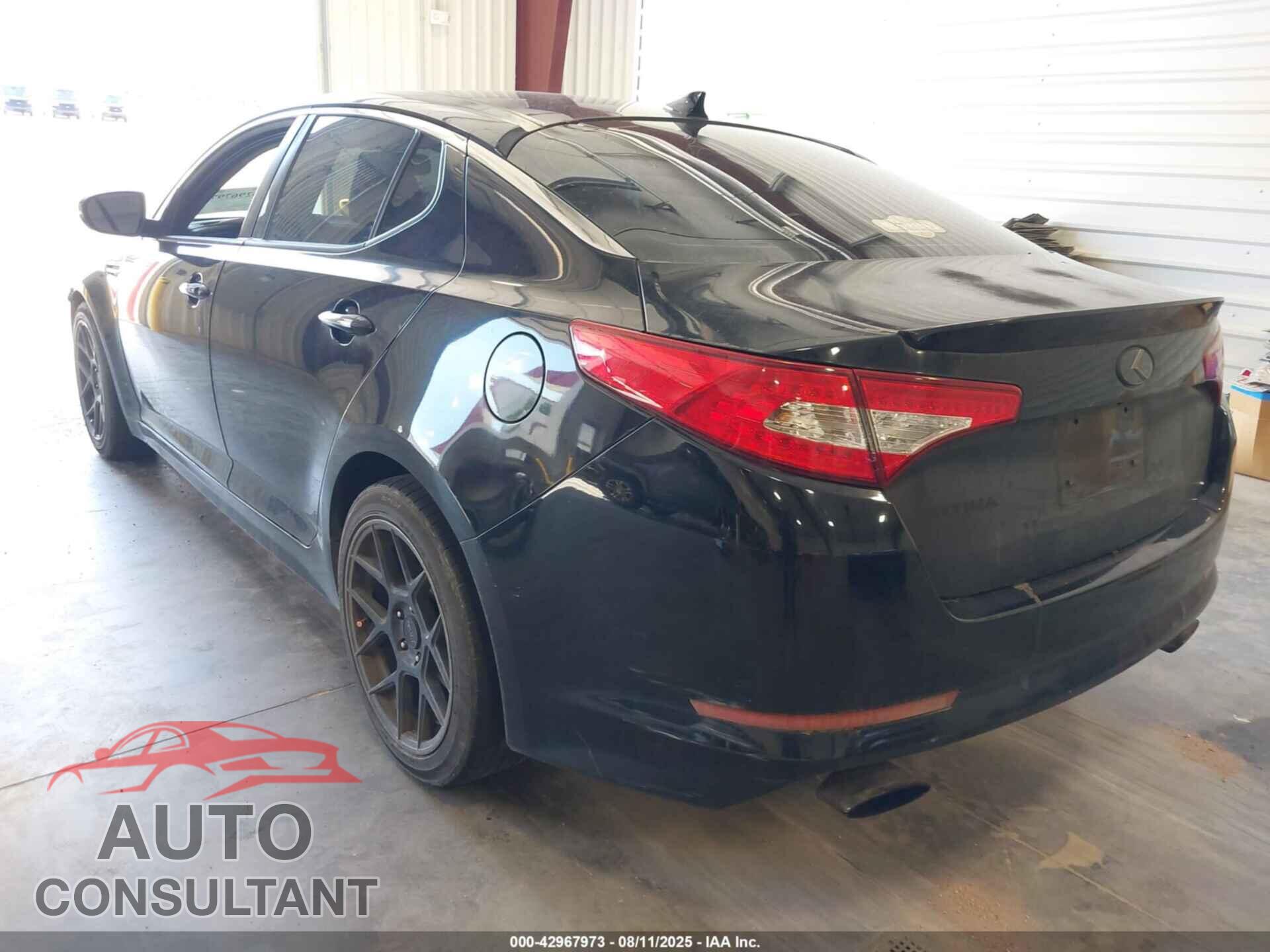 KIA OPTIMA 2011 - KNAGR4A61B5132251