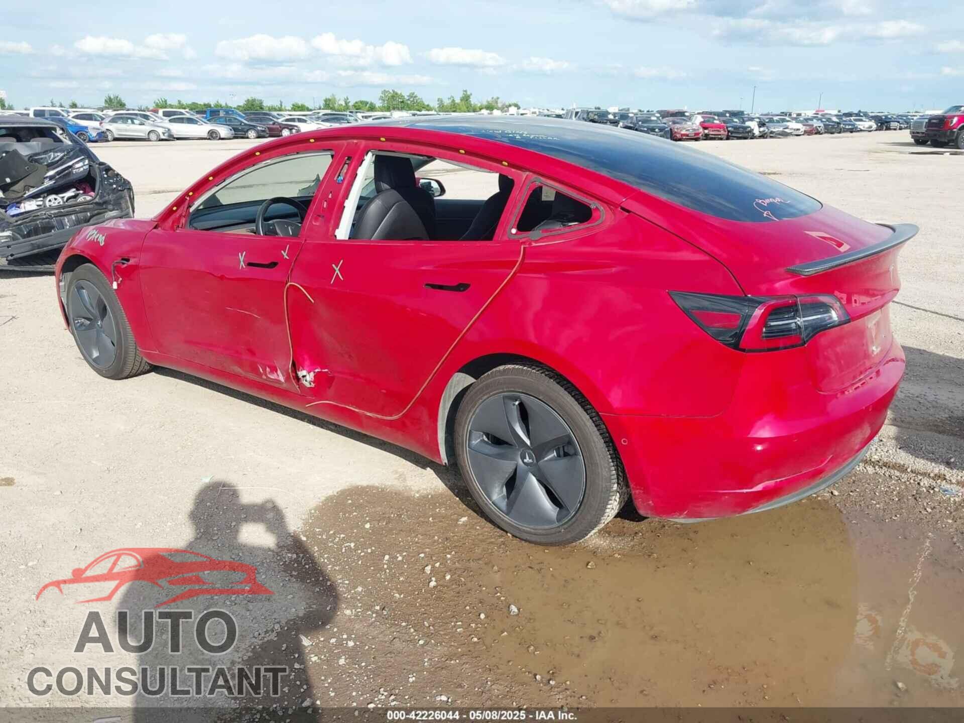 TESLA MODEL 3 2018 - 5YJ3E1EA1JF058031