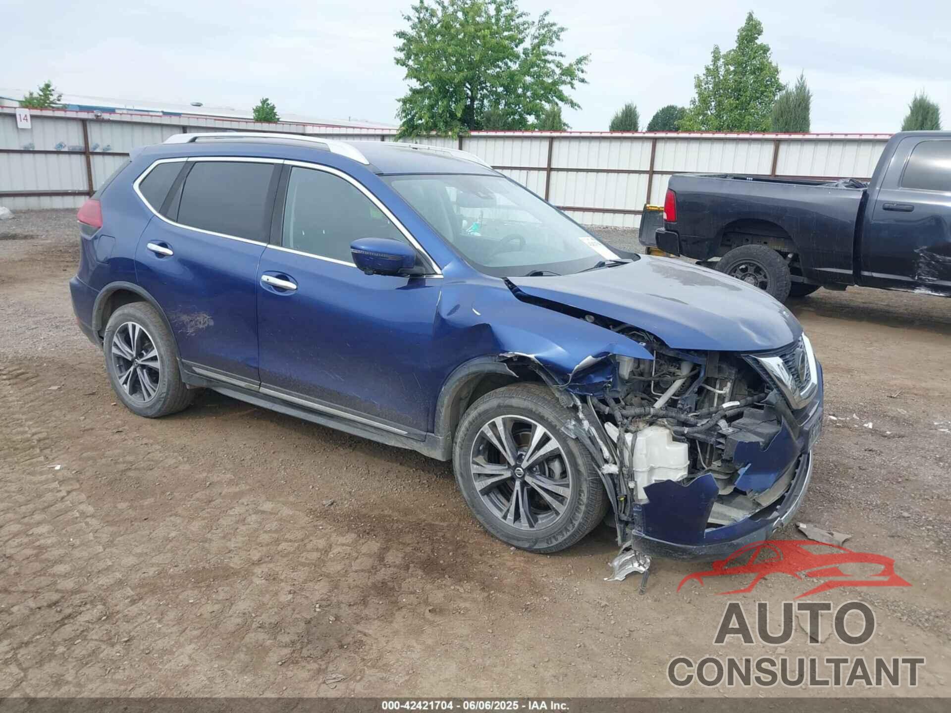 NISSAN ROGUE 2018 - JN8AT2MT7JW464837