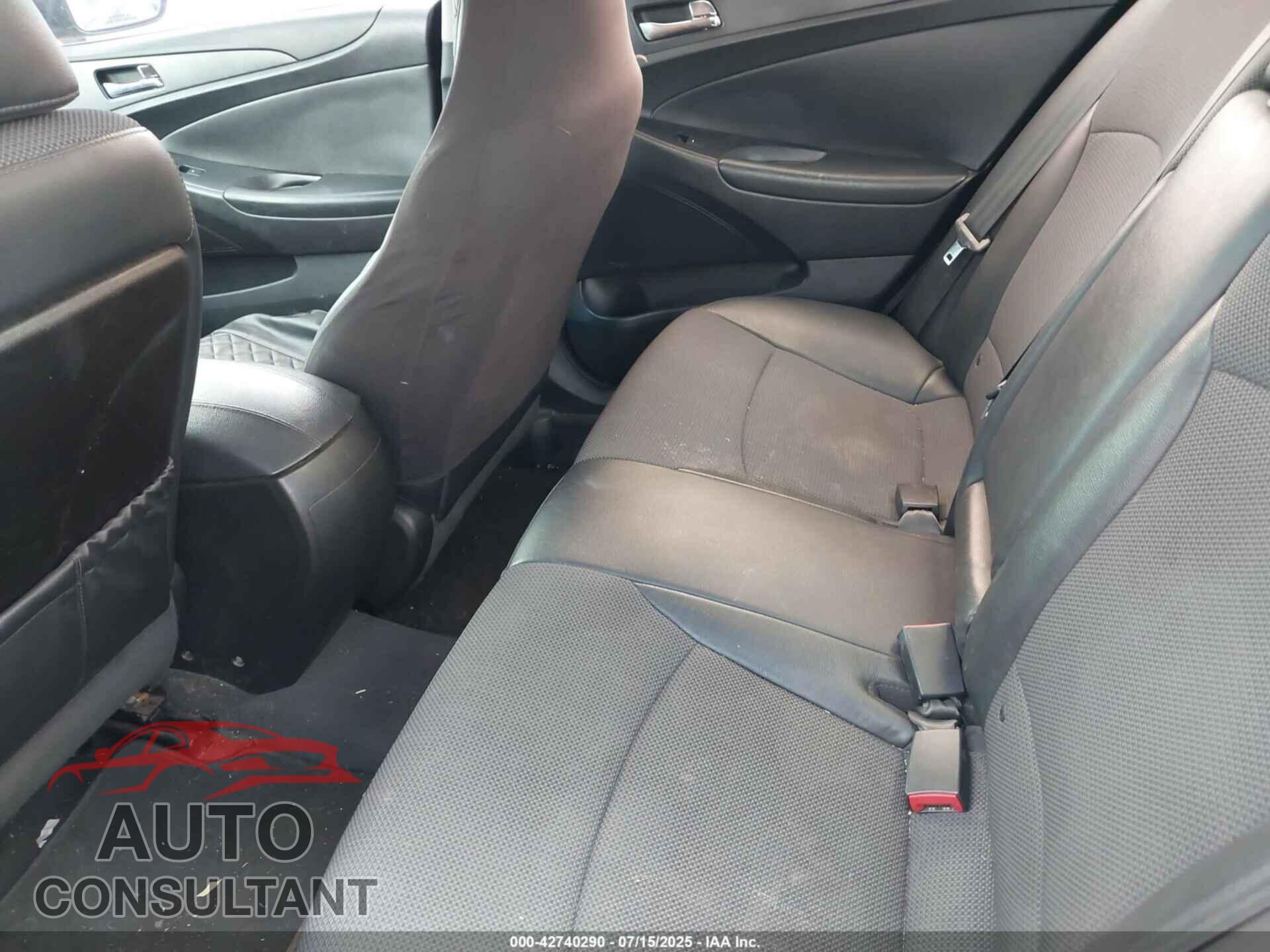 HYUNDAI SONATA 2013 - 5NPEC4AC8DH687542