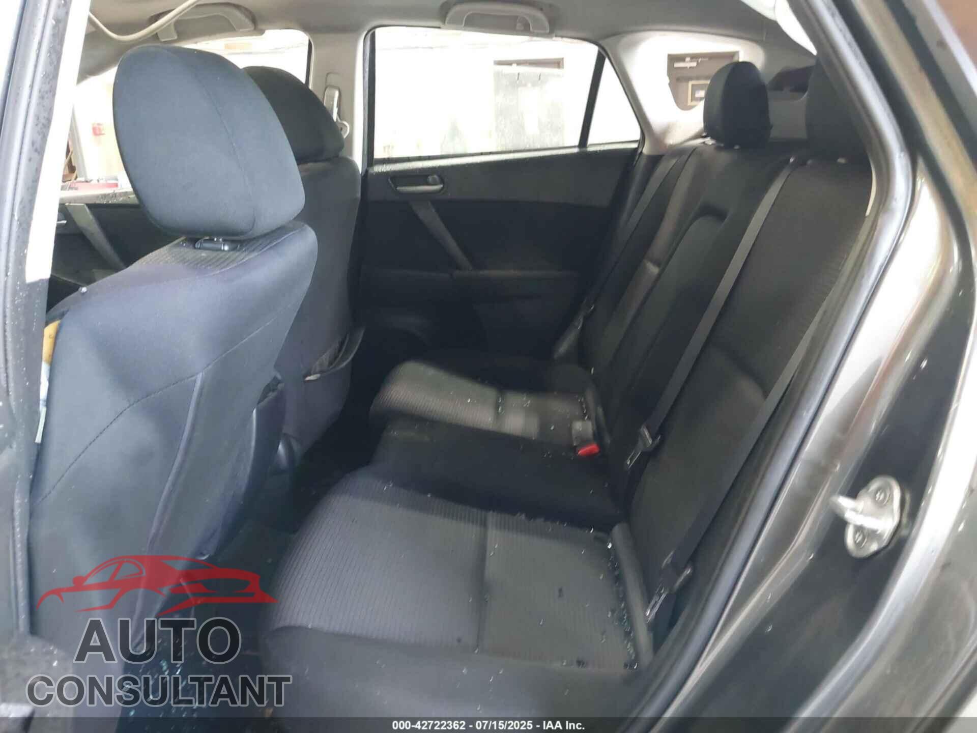MAZDA MAZDA3 2012 - JM1BL1L83C1662855