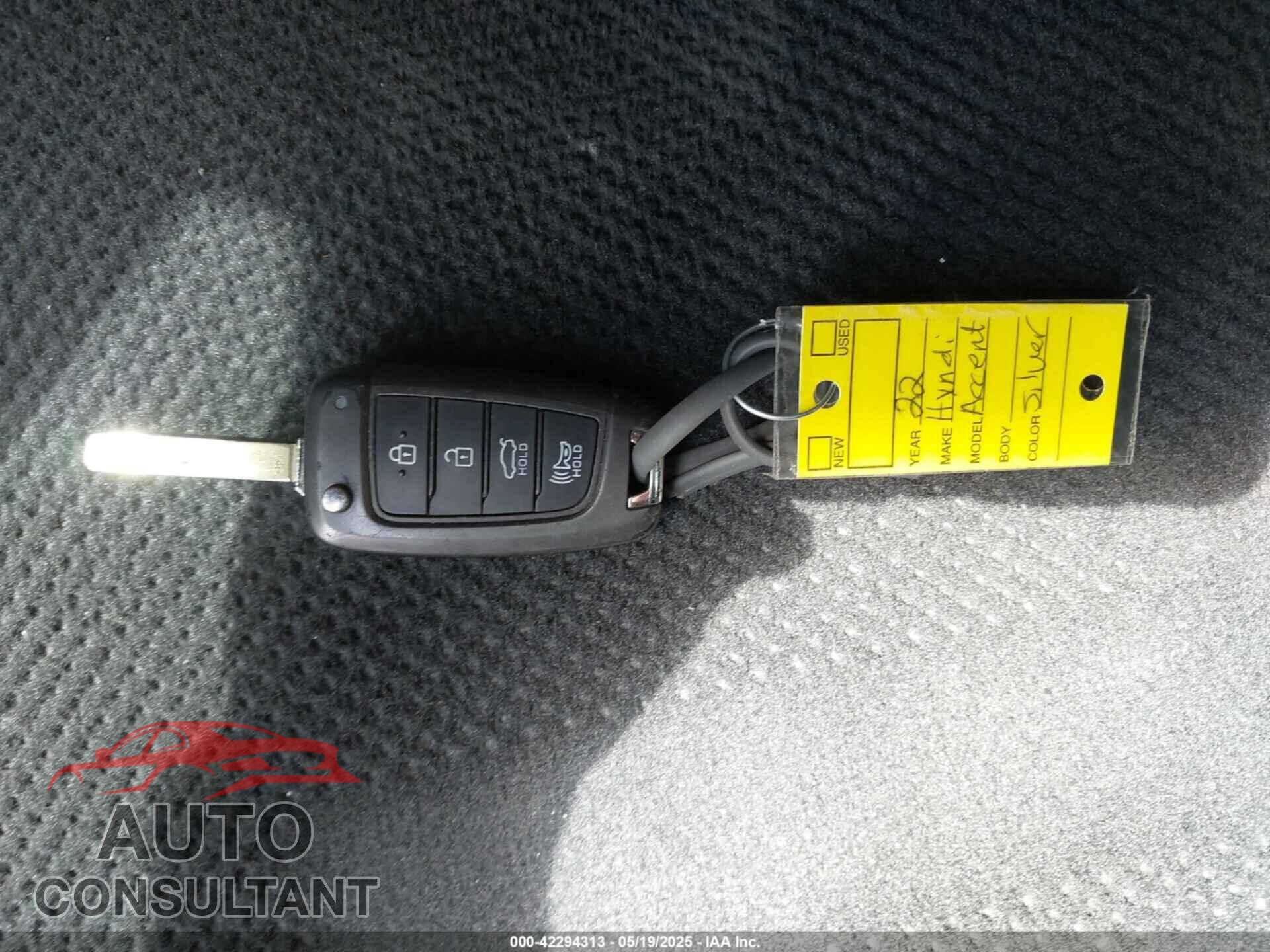 HYUNDAI ACCENT 2022 - 3KPC24A64NE177618