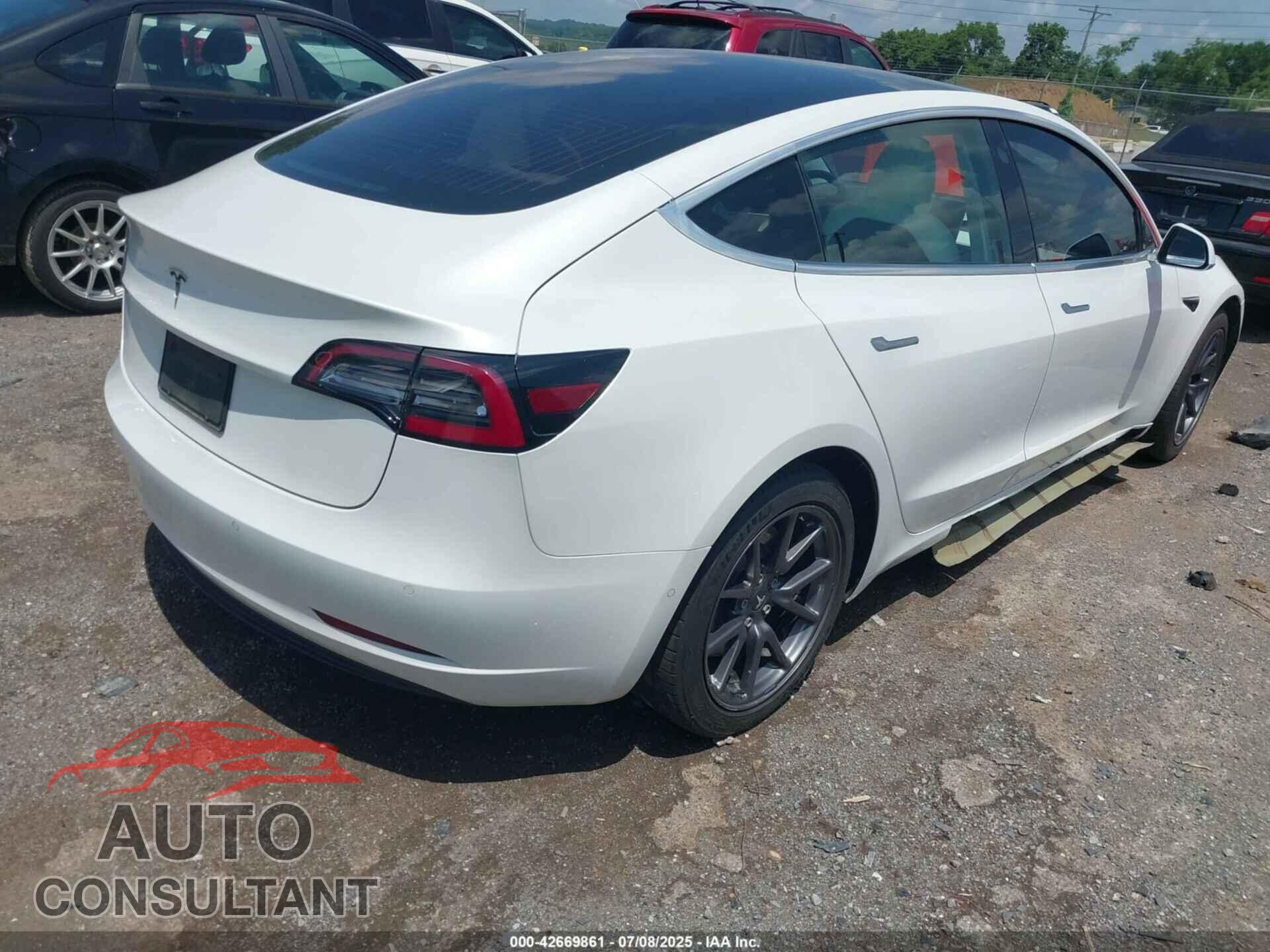 TESLA MODEL 3 2019 - 5YJ3E1EA2KF332578