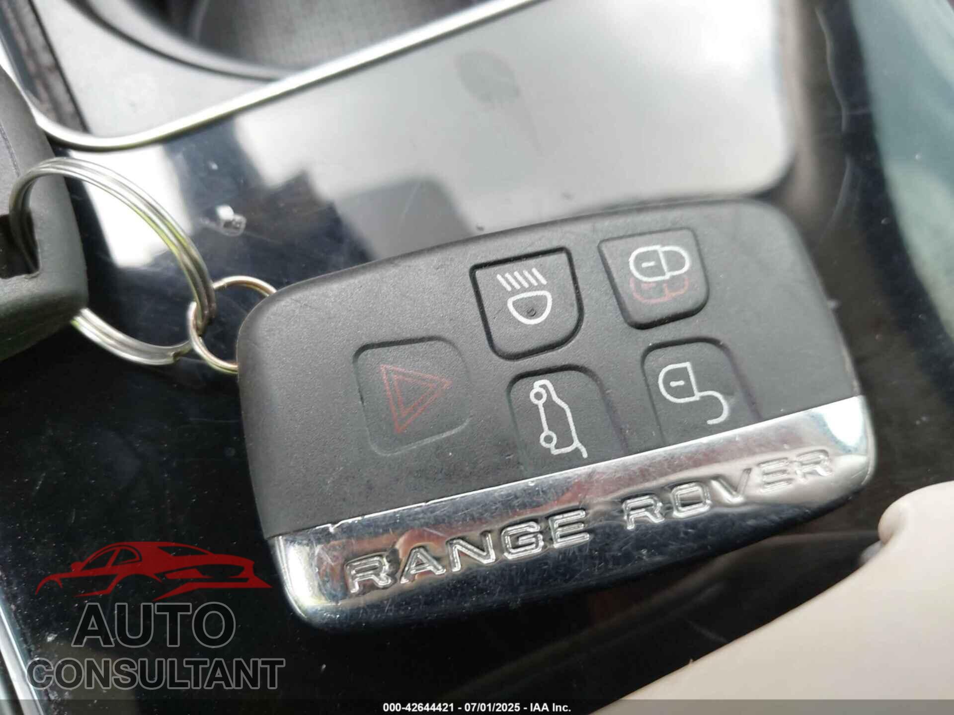 LAND ROVER RANGE ROVER 2017 - SALGS2FV0HA325883