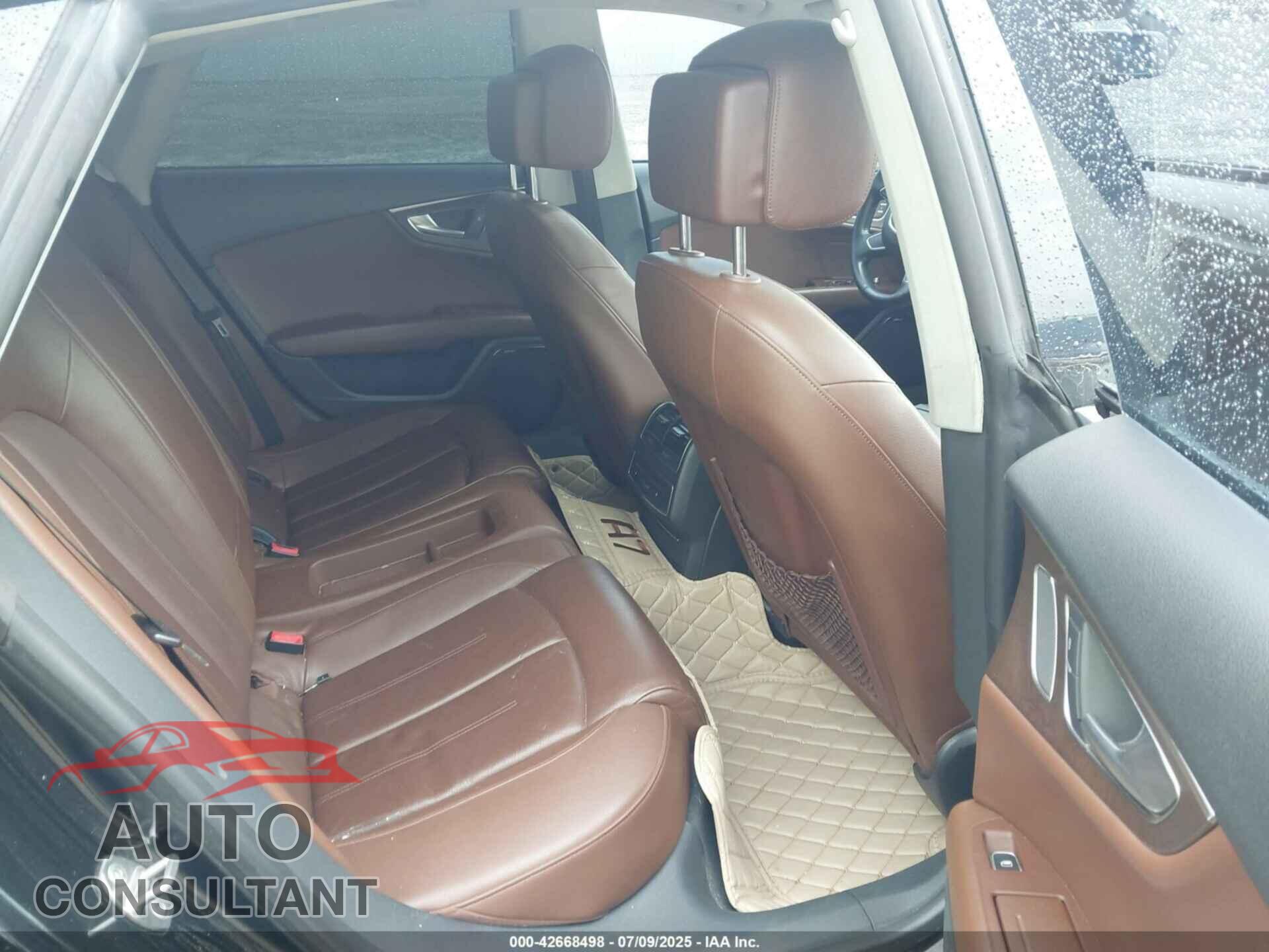 AUDI A7 2013 - WAUYGAFC5DN083162