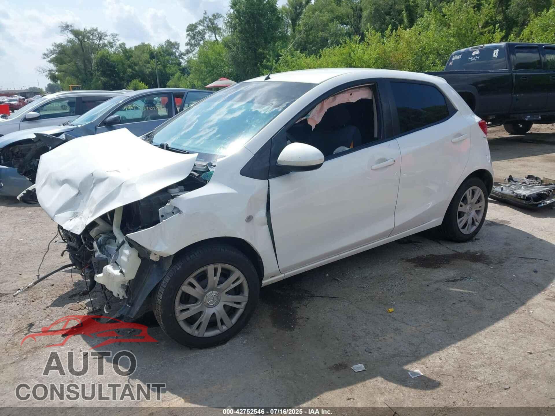 MAZDA MAZDA2 2014 - JM1DE1KY5E0183575