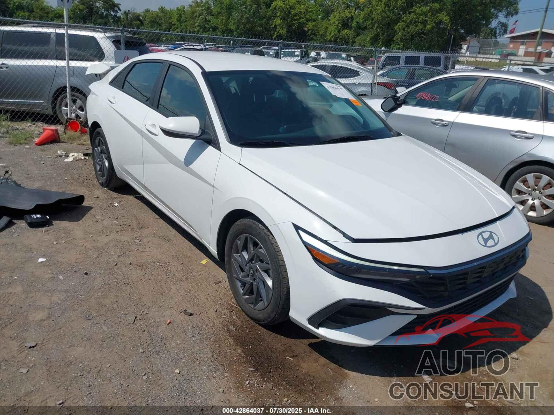 HYUNDAI ELANTRA 2024 - KMHLM4DG6RU703796
