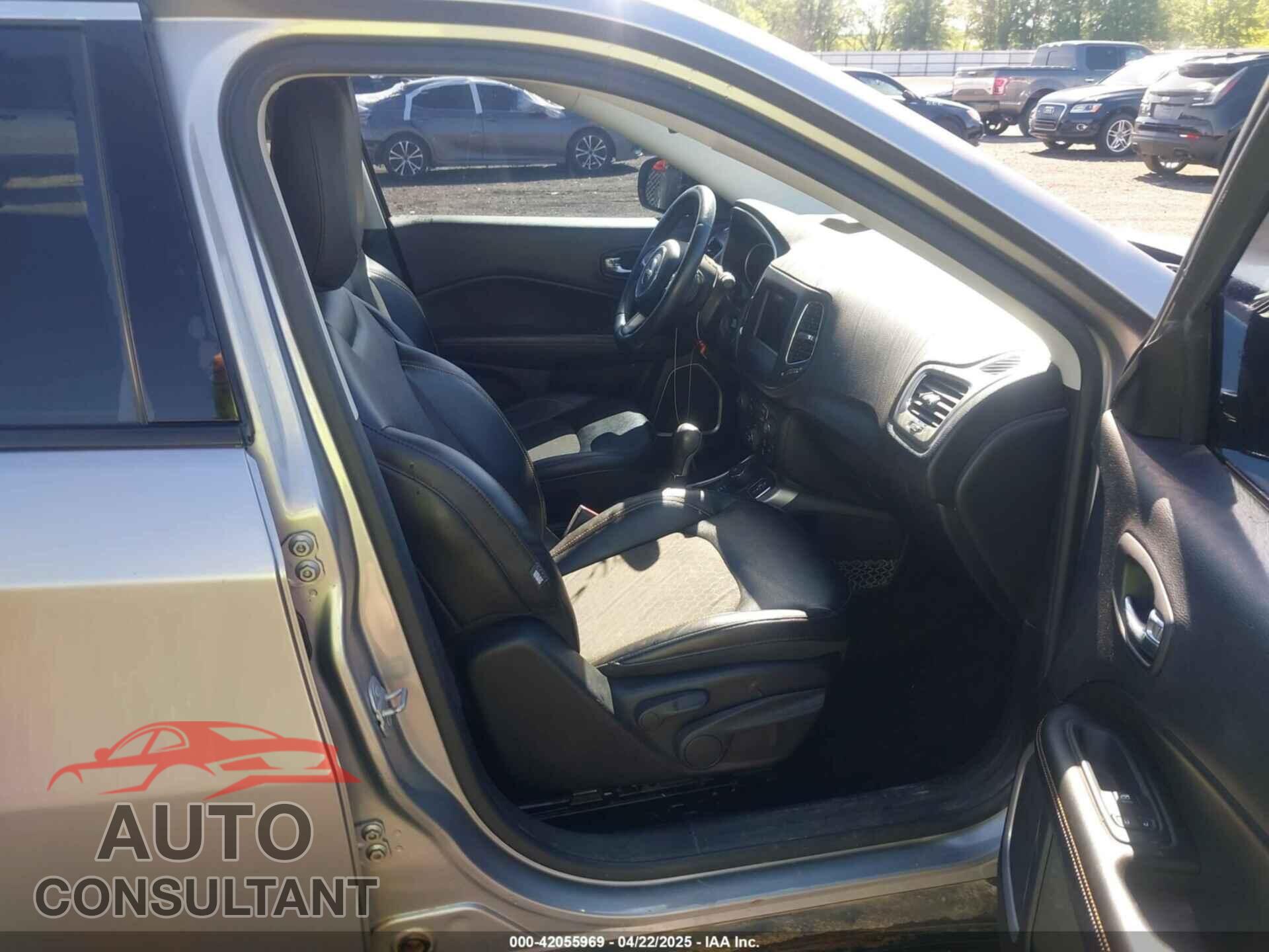 JEEP COMPASS 2018 - 3C4NJDBB2JT331854