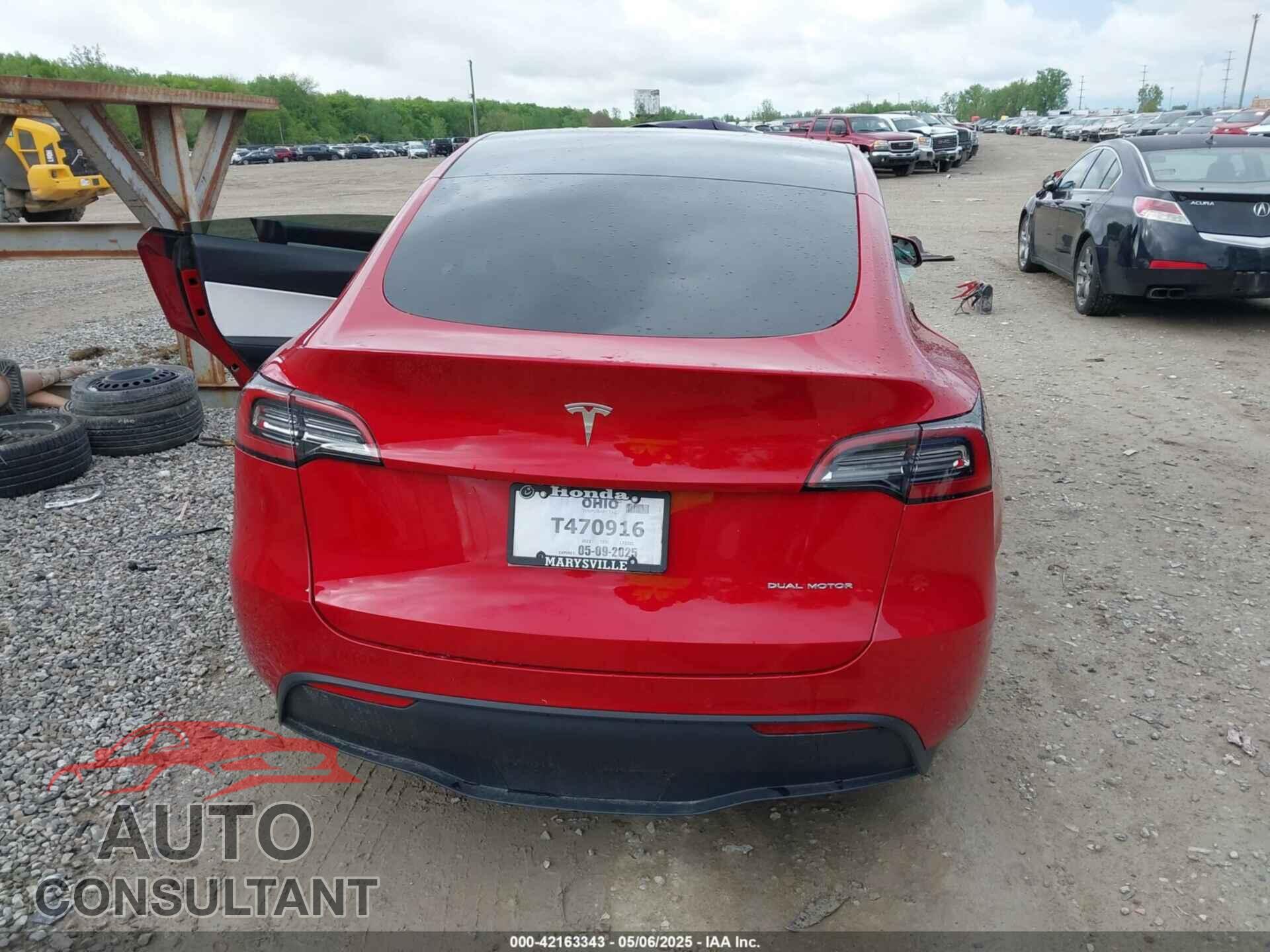 TESLA MODEL Y 2021 - 5YJYGDEE3MF173321
