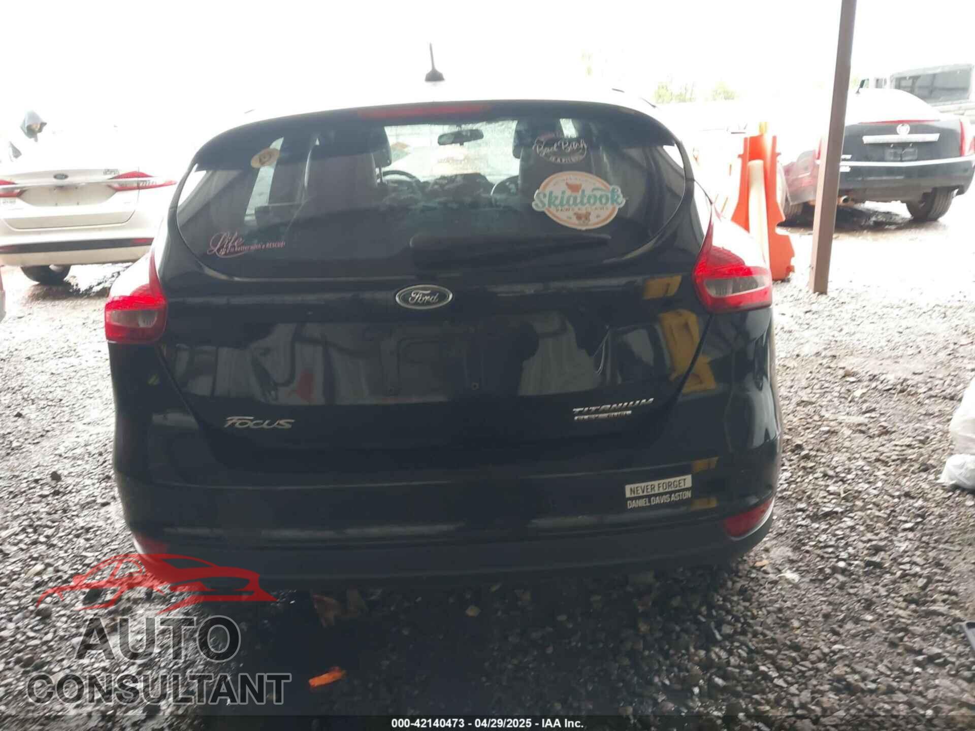 FORD FOCUS 2016 - 1FADP3N28GL319119
