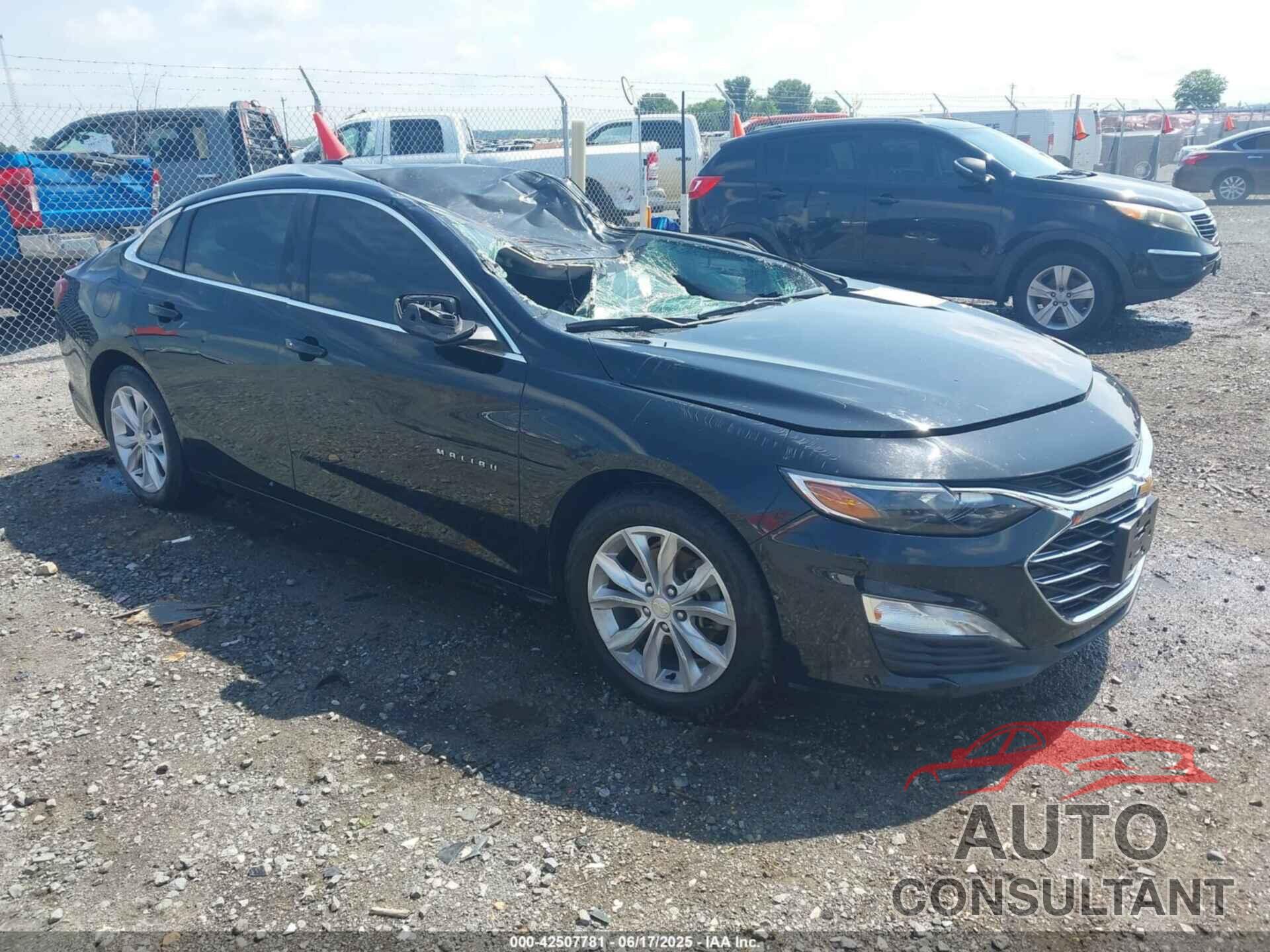 CHEVROLET MALIBU 2020 - 1G1ZD5ST6LF007545