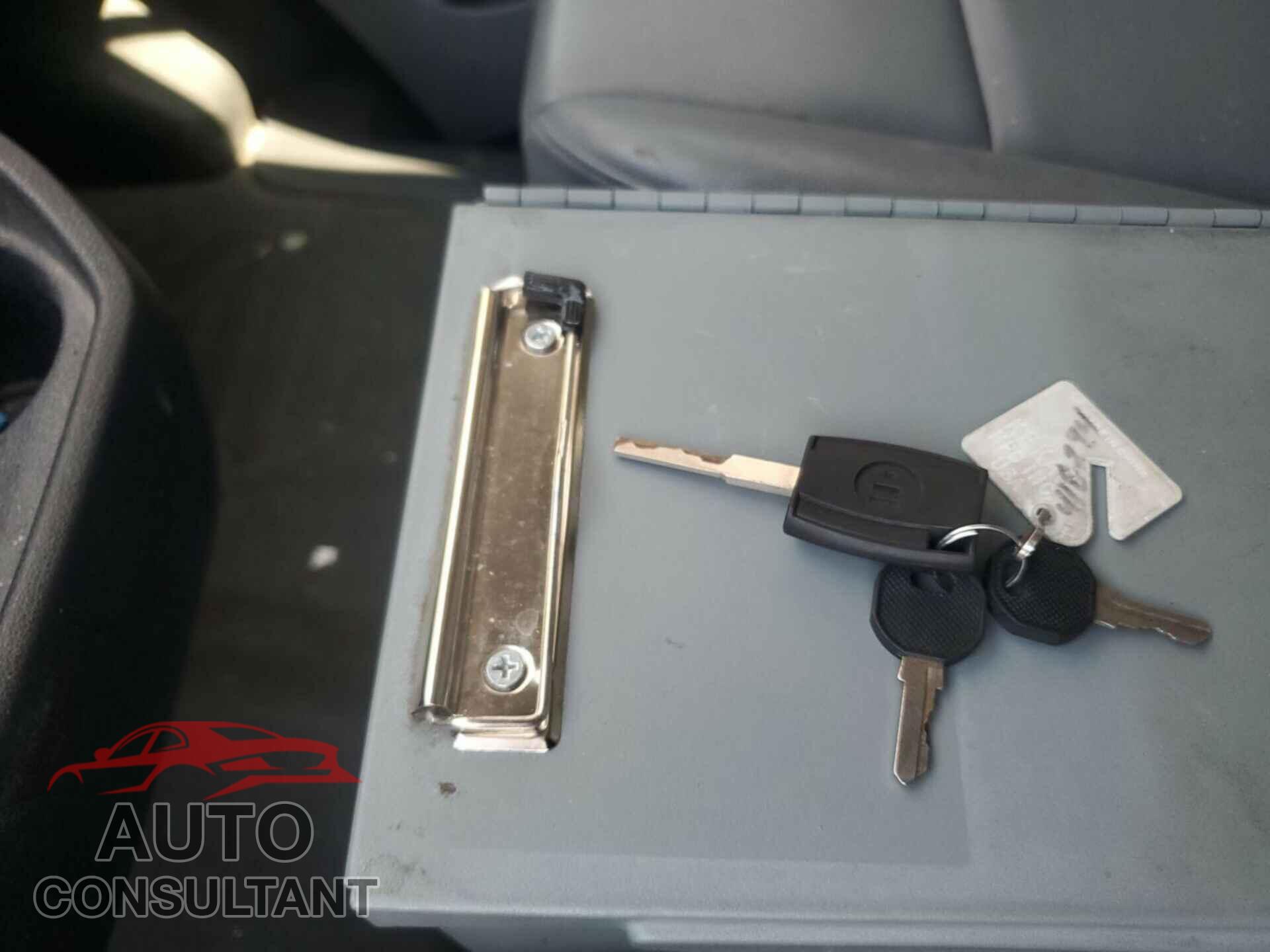 FORD TRANSIT 2018 - 1FTYE1CM7JKB35913