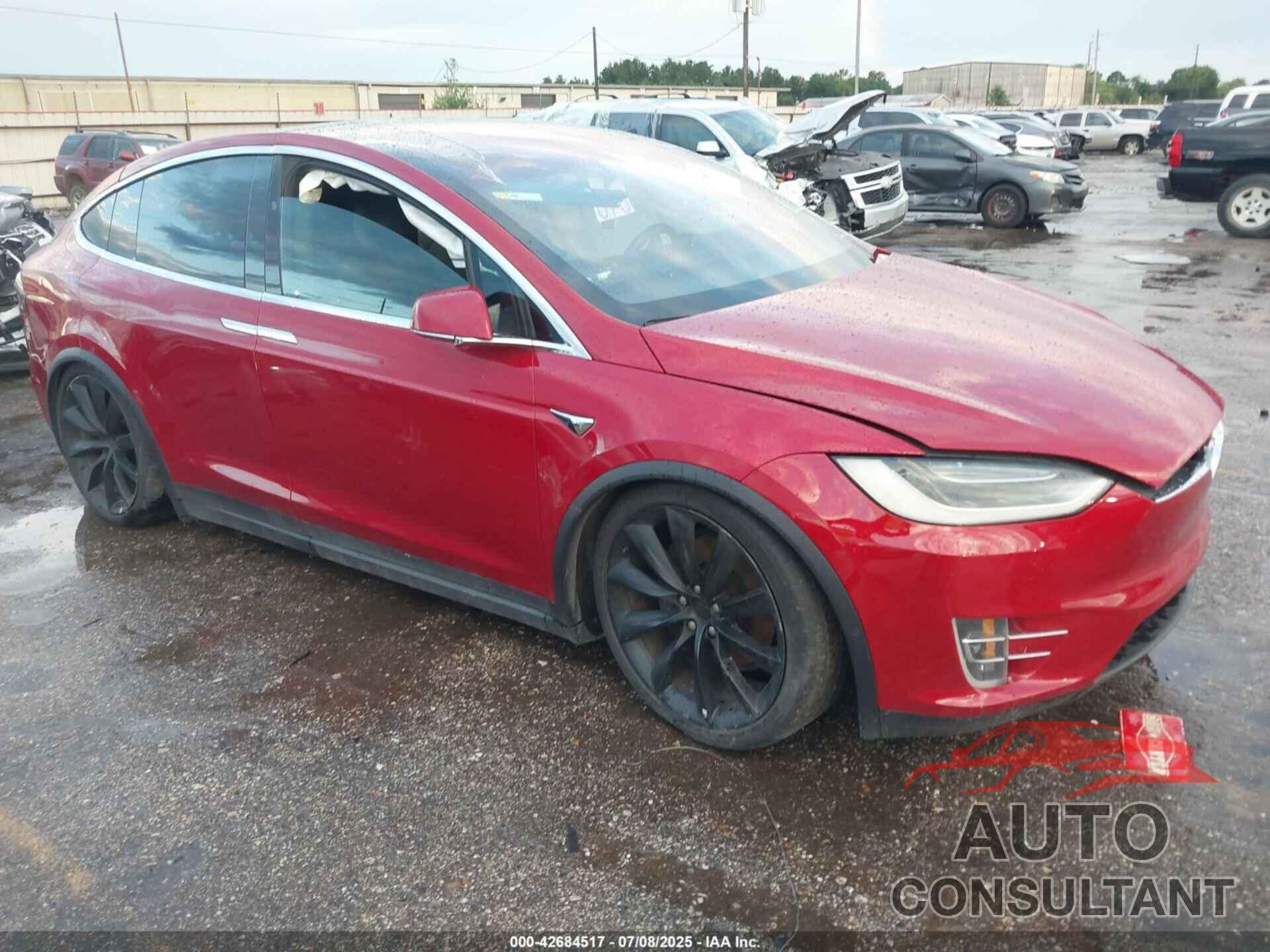 TESLA MODEL X 2018 - 5YJXCAE26JF090277