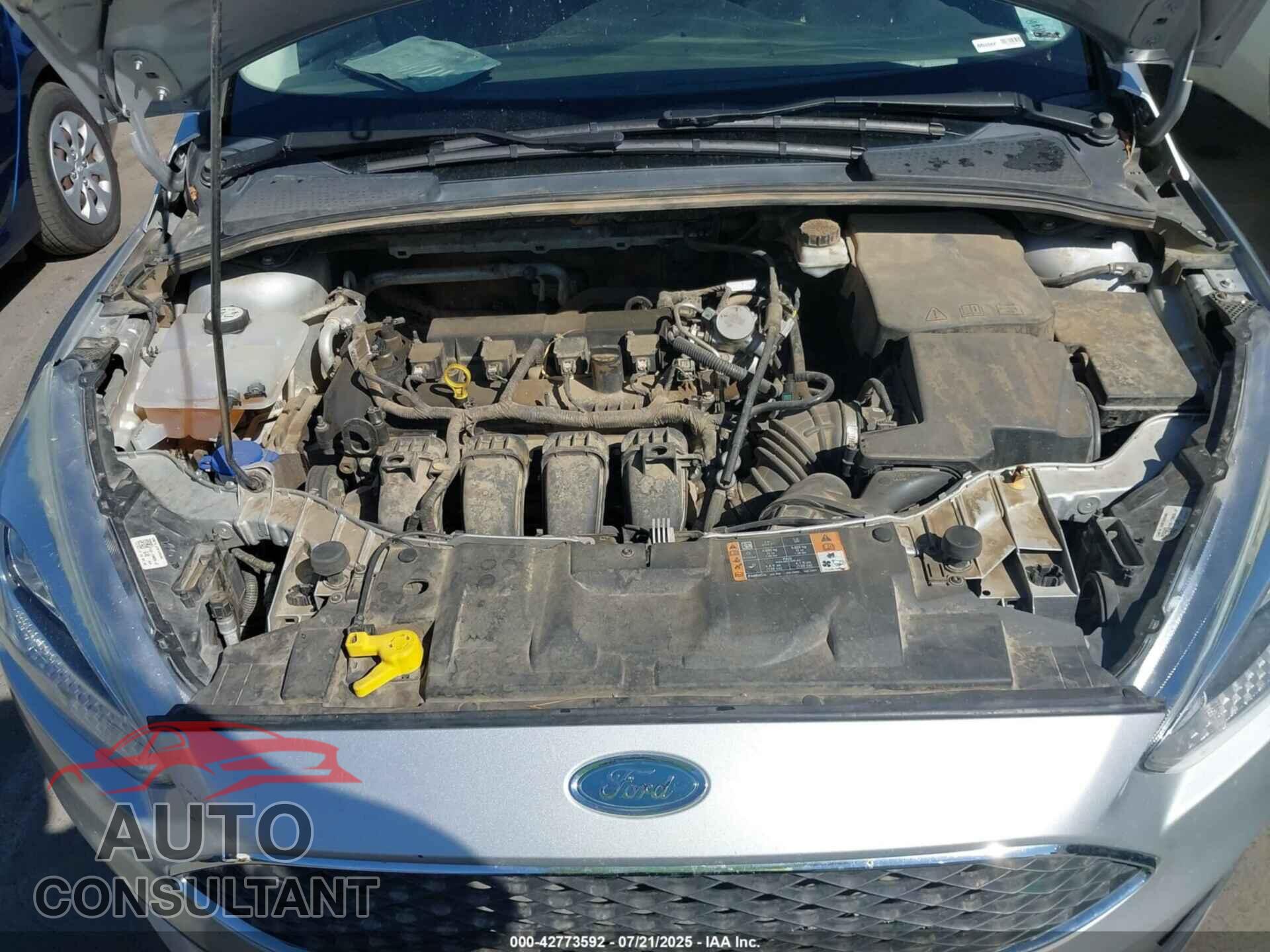 FORD FOCUS 2018 - 1FADP3E23JL211871