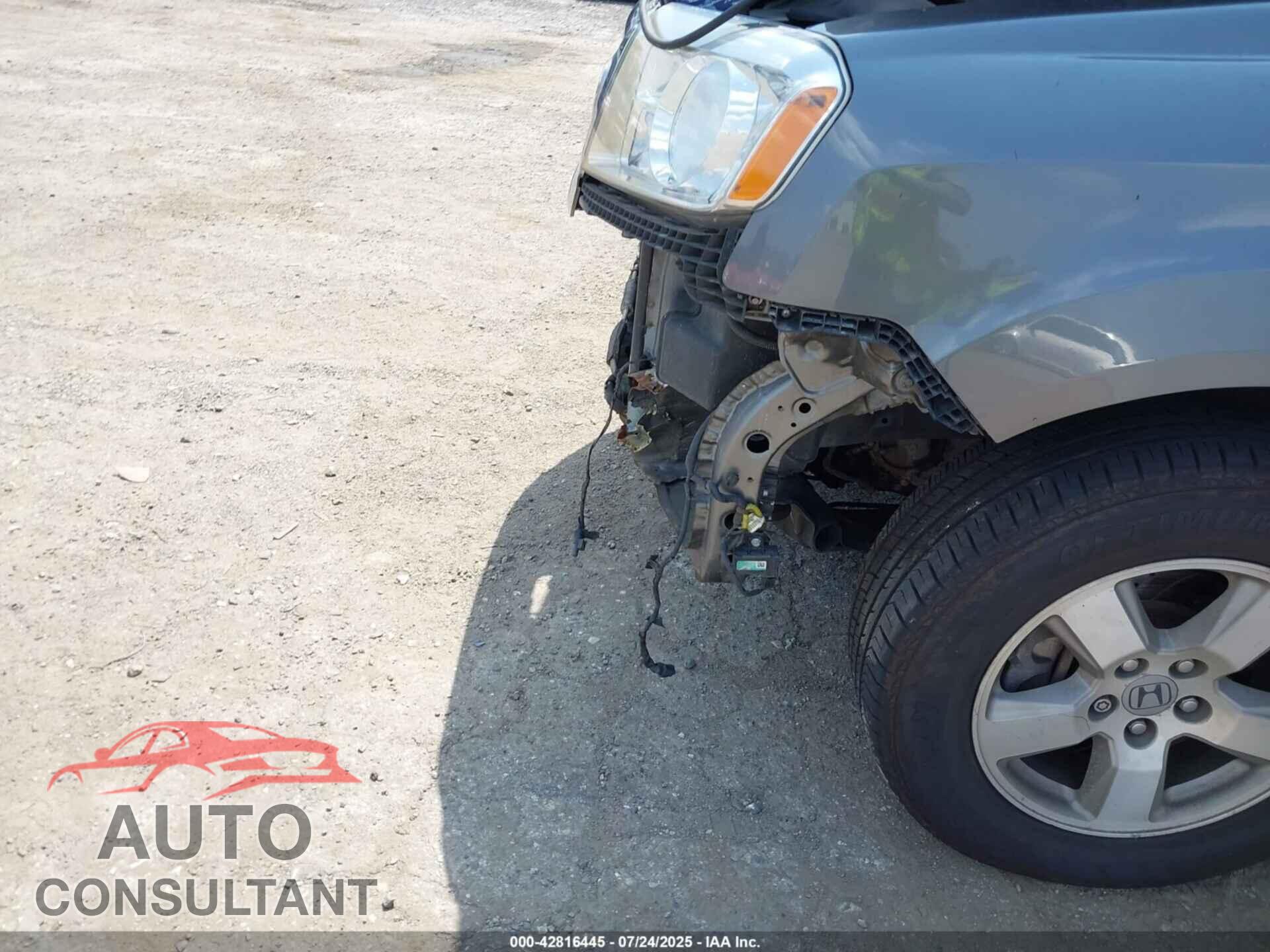 HONDA PILOT 2010 - 5FNYF3H52AB007232