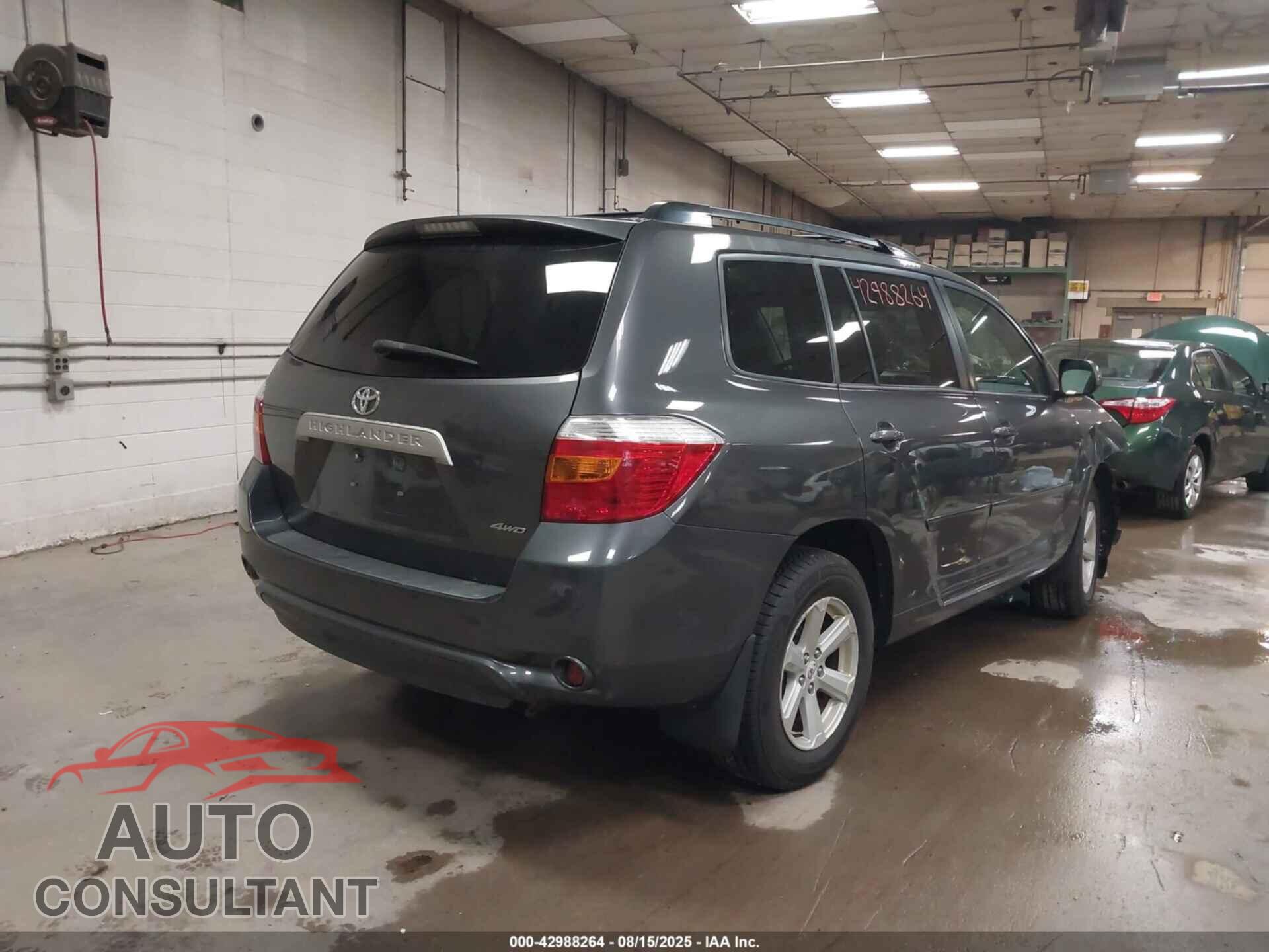 TOYOTA HIGHLANDER 2010 - 5TDBK3EH5AS024781