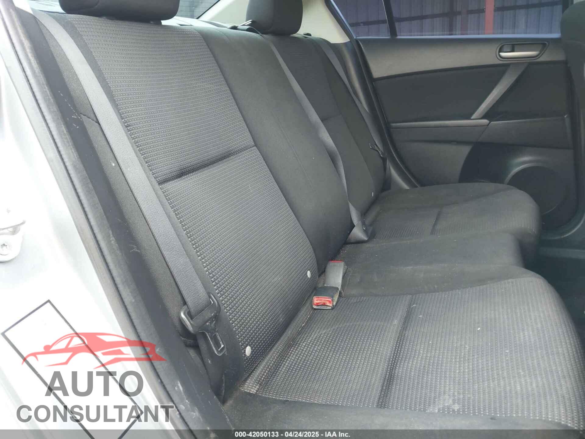 MAZDA MAZDA3 2013 - JM1BL1U76D1716530