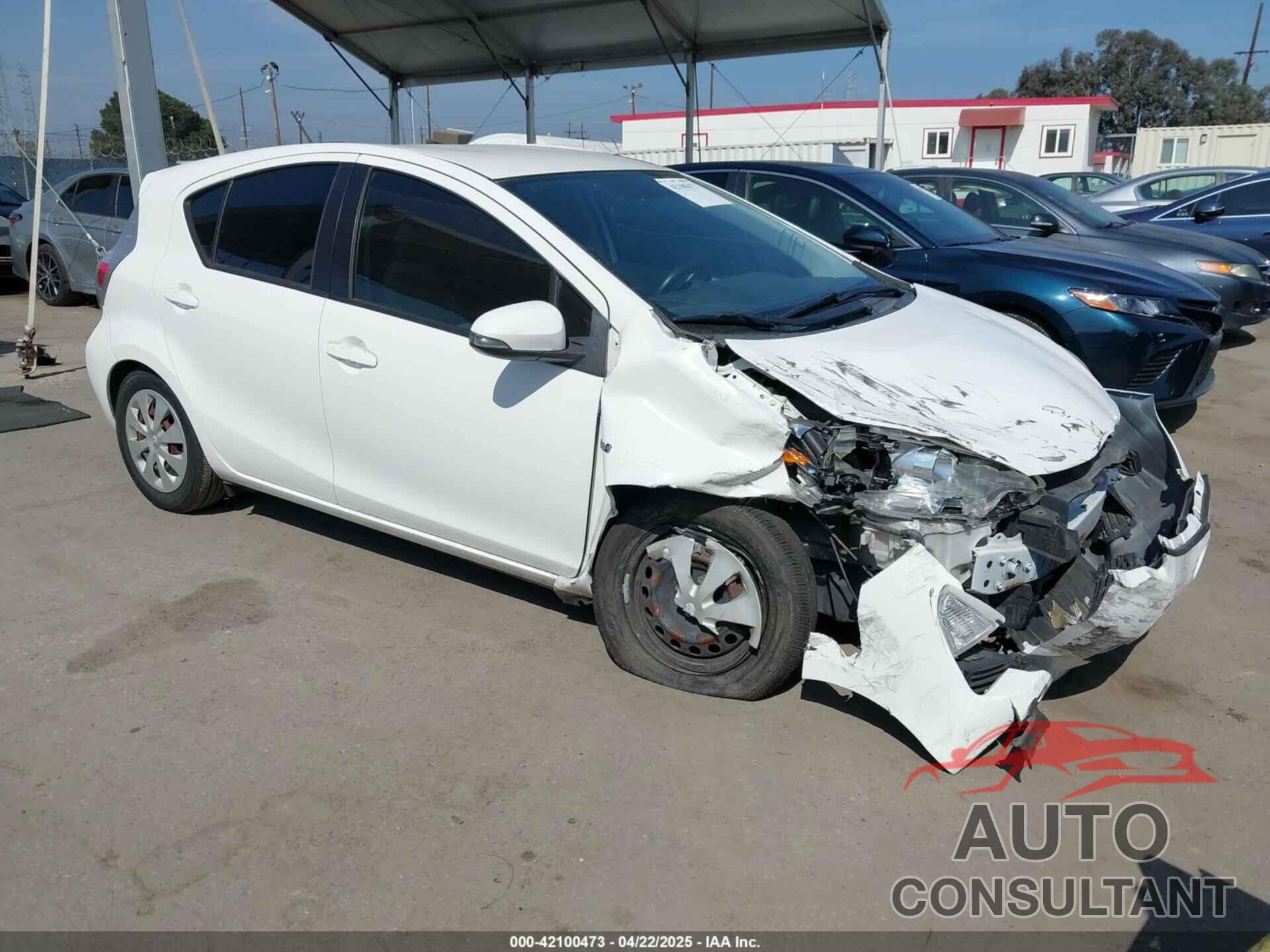 TOYOTA PRIUS C 2013 - JTDKDTB31D1032302