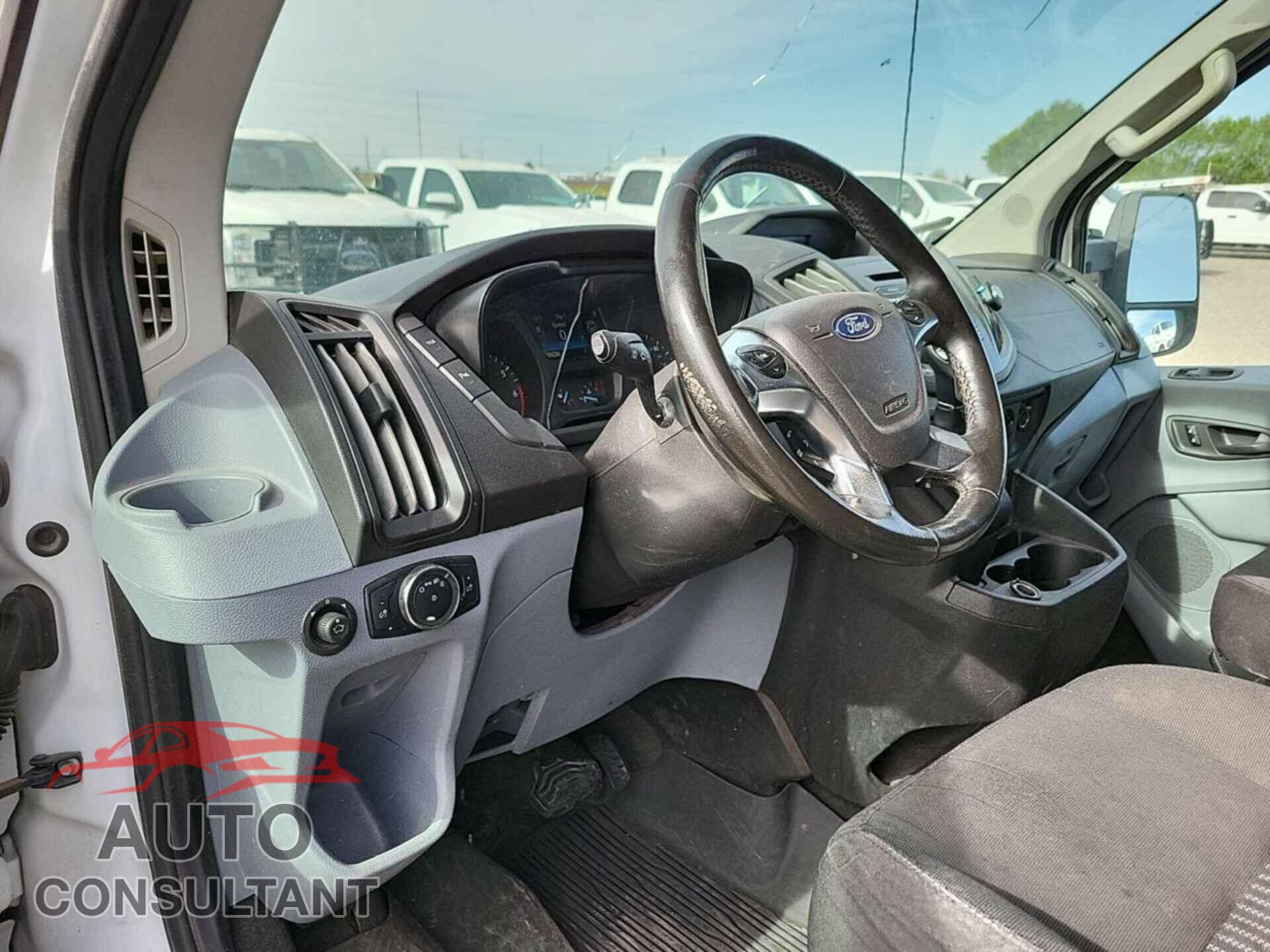 FORD TRANSIT 2019 - 1FTYR1YGXKKB48258