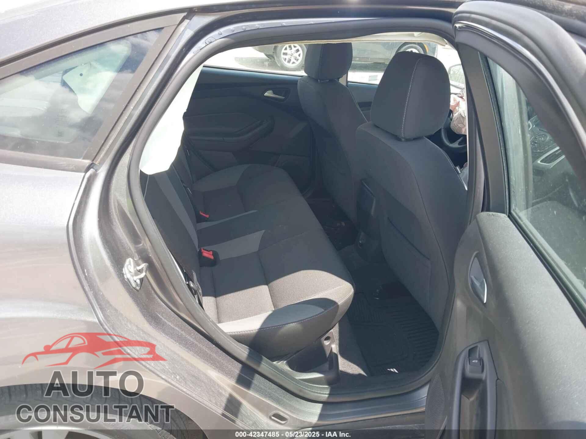 FORD FOCUS 2013 - 1FADP3F23DL289683