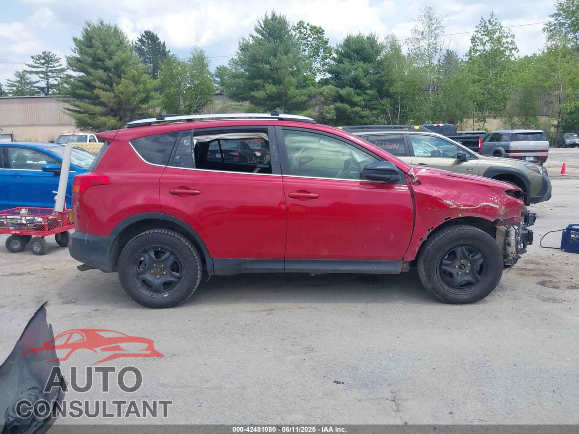 TOYOTA RAV4 2015 - JTMBFREV7FD123750
