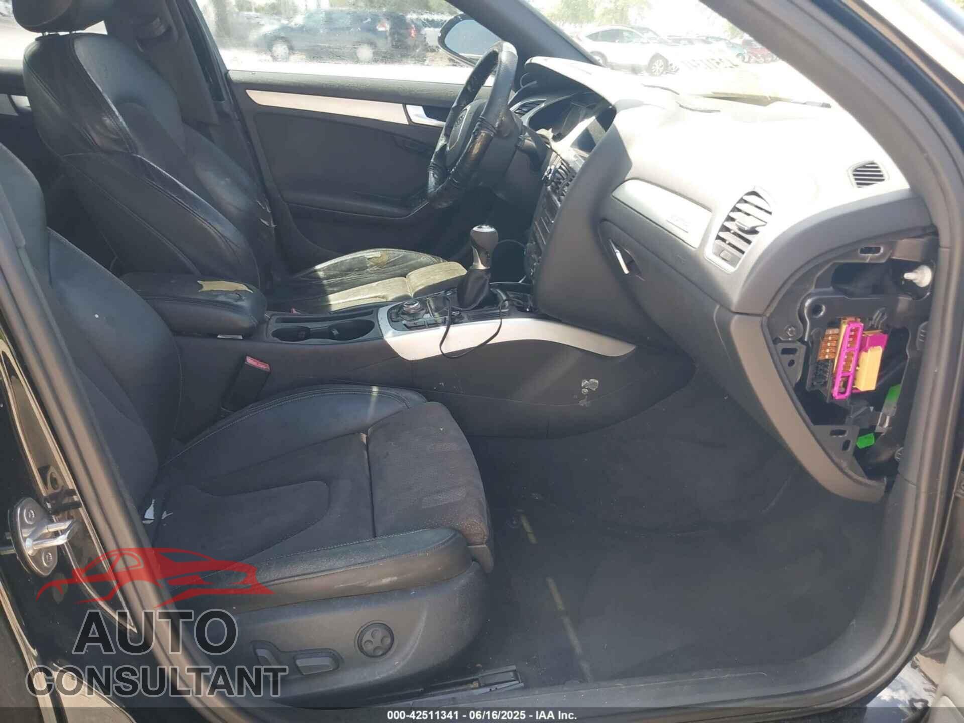 AUDI A4 2011 - WAUMFAFL3BN024061