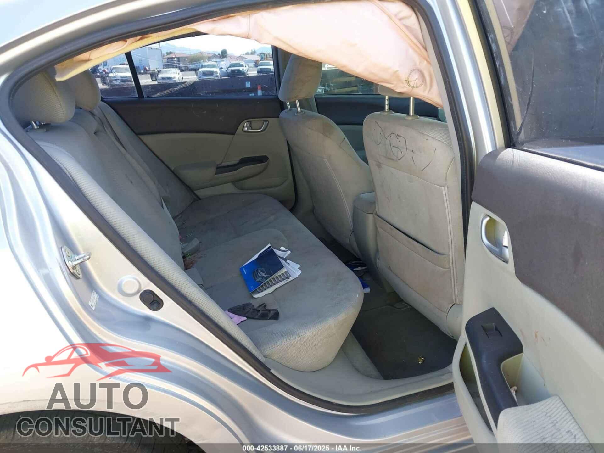HONDA CIVIC 2012 - 2HGFB2F83CH593593