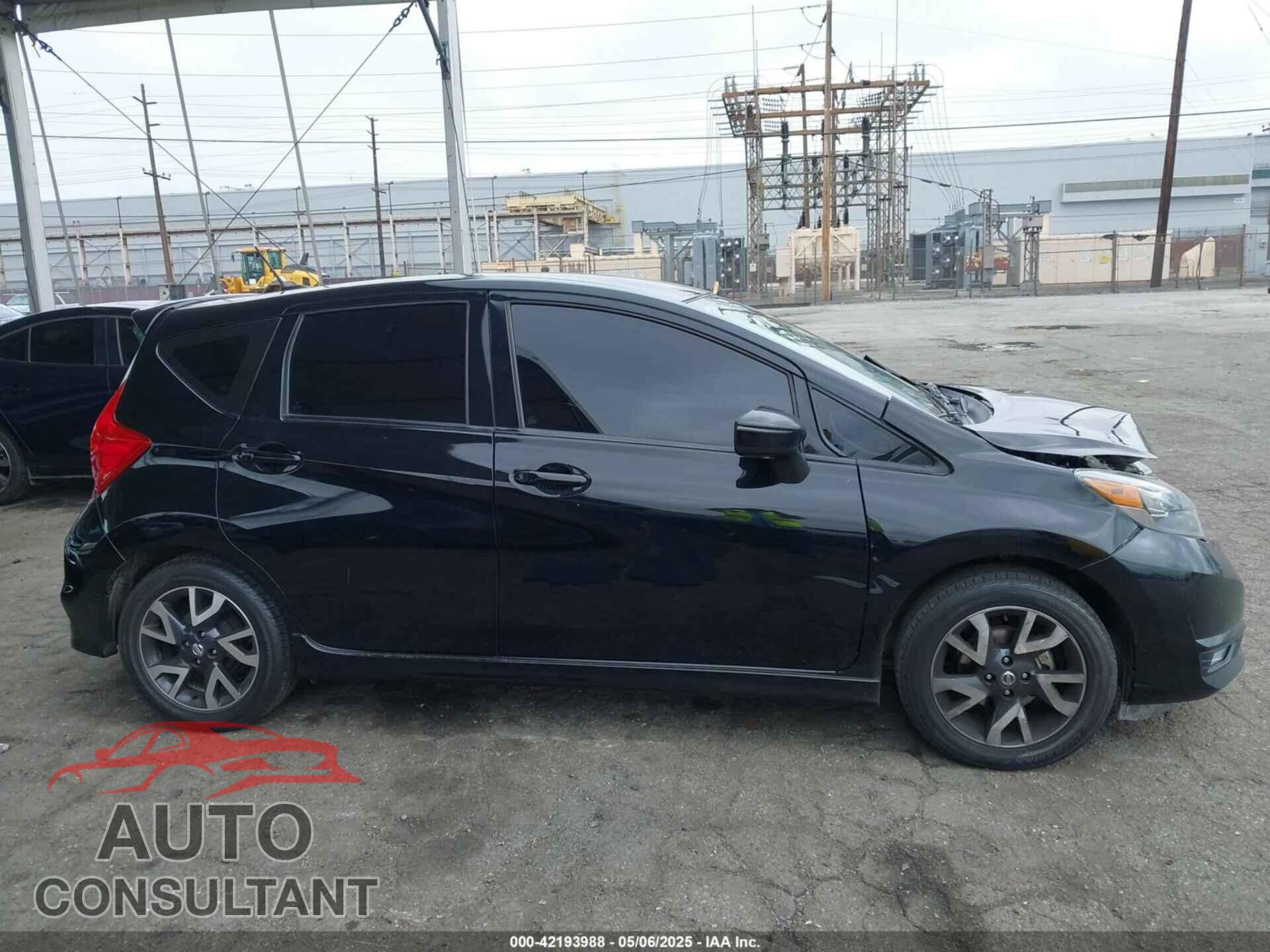 NISSAN VERSA NOTE 2017 - 3N1CE2CP1HL379563