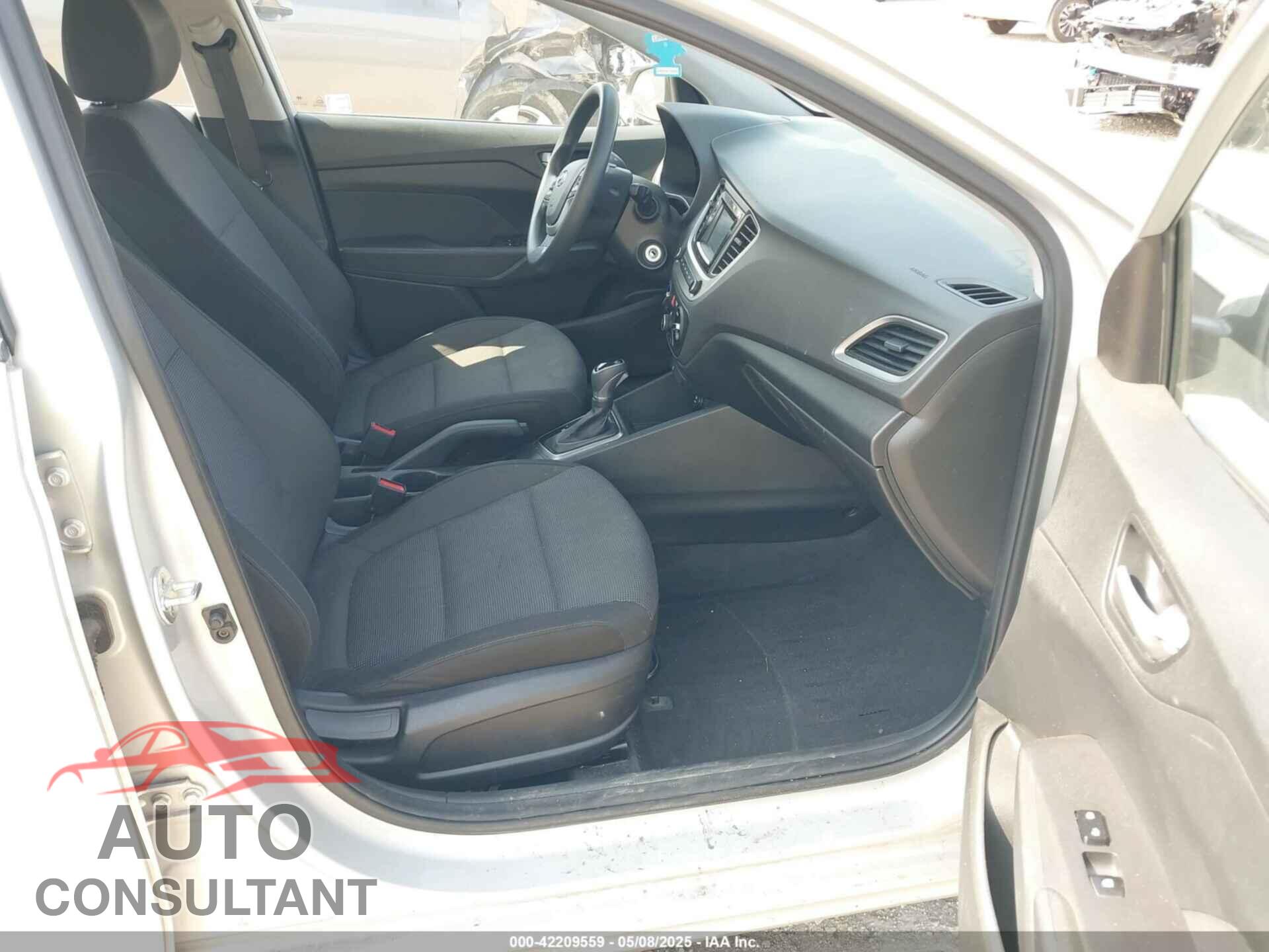 HYUNDAI ACCENT 2018 - 3KPC24A35JE013682