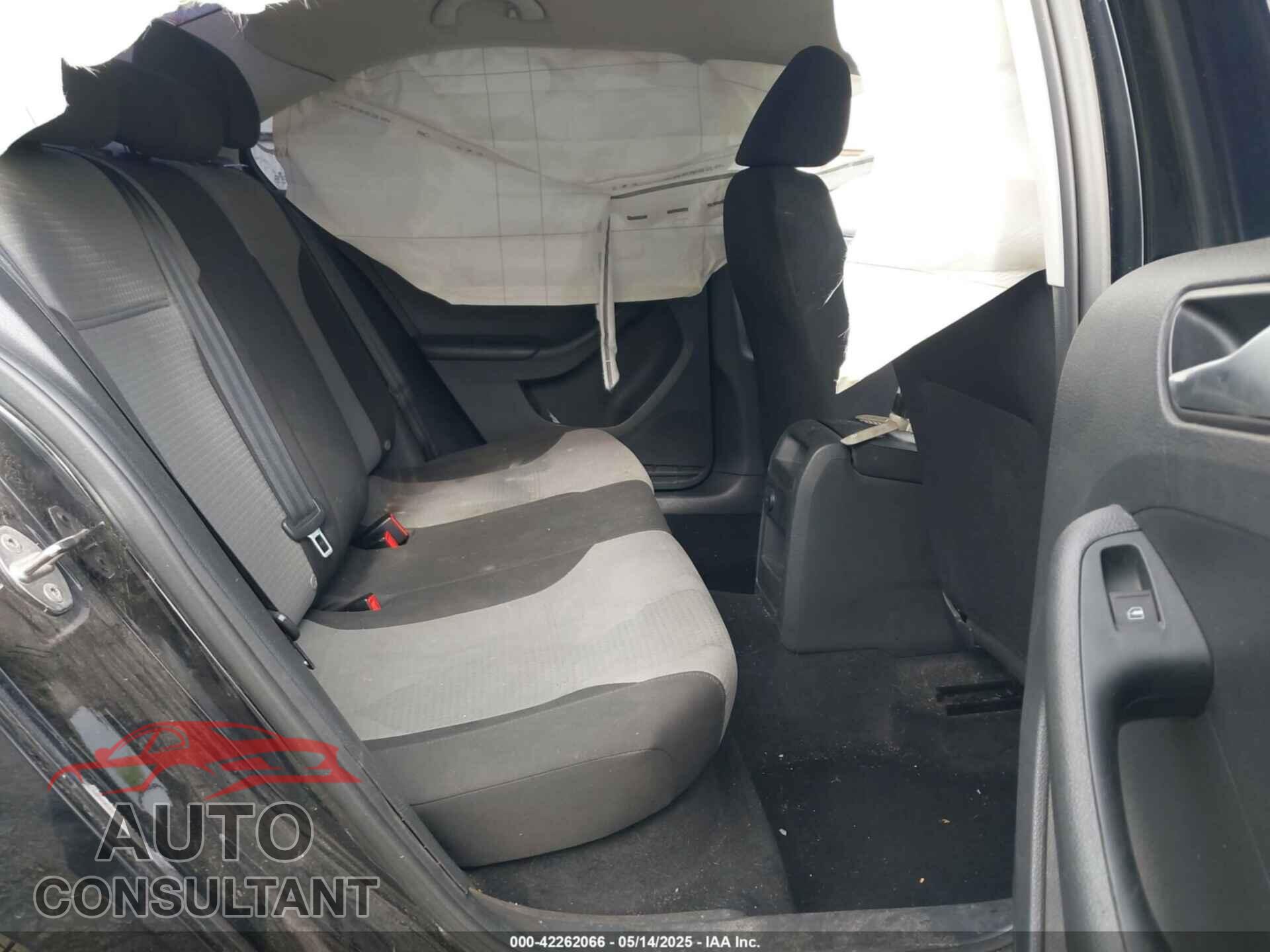 VOLKSWAGEN JETTA 2017 - 3VW167AJ2HM345202
