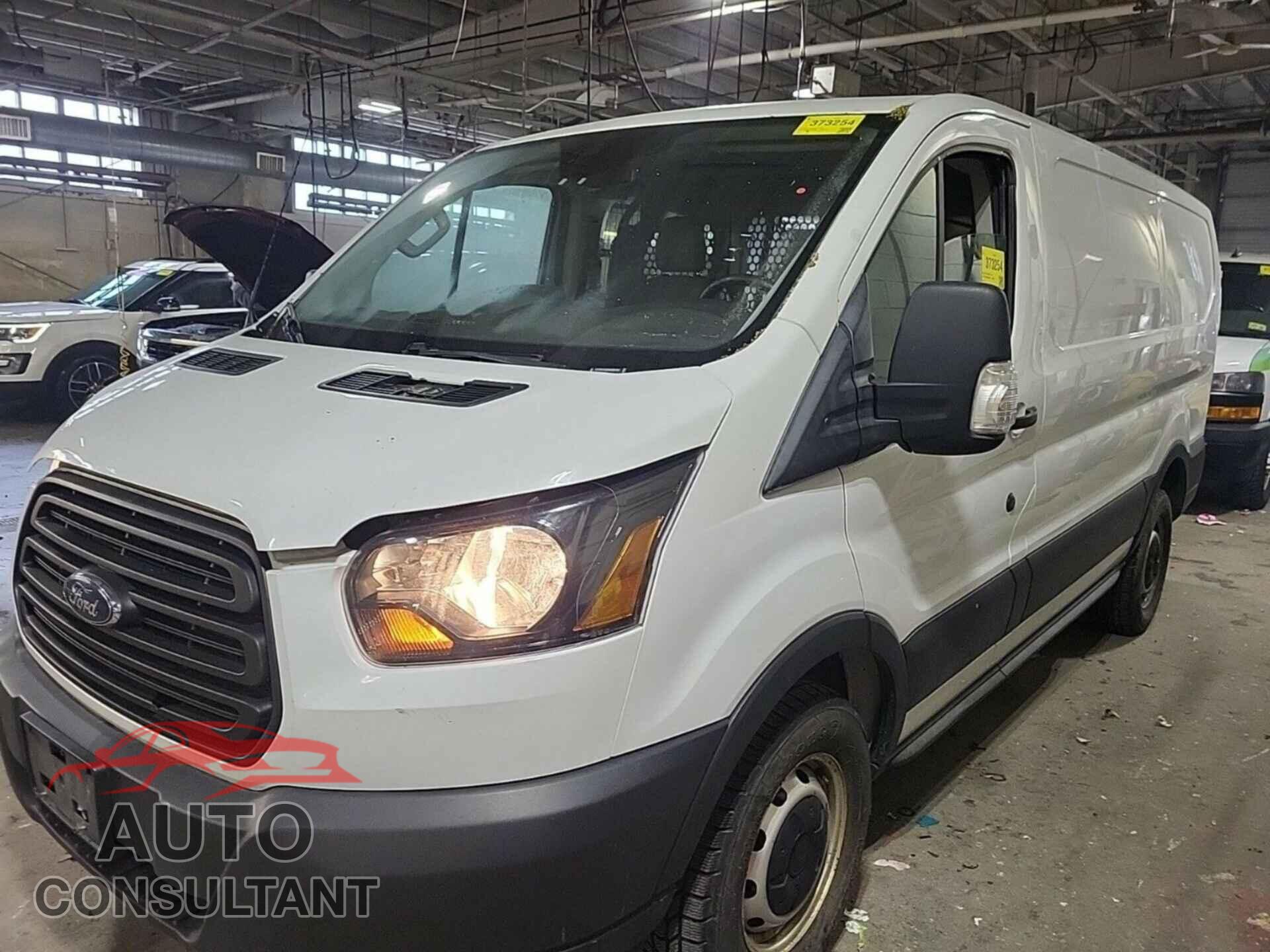FORD TRANSIT 2019 - 1FTYR1YG3KKA50186