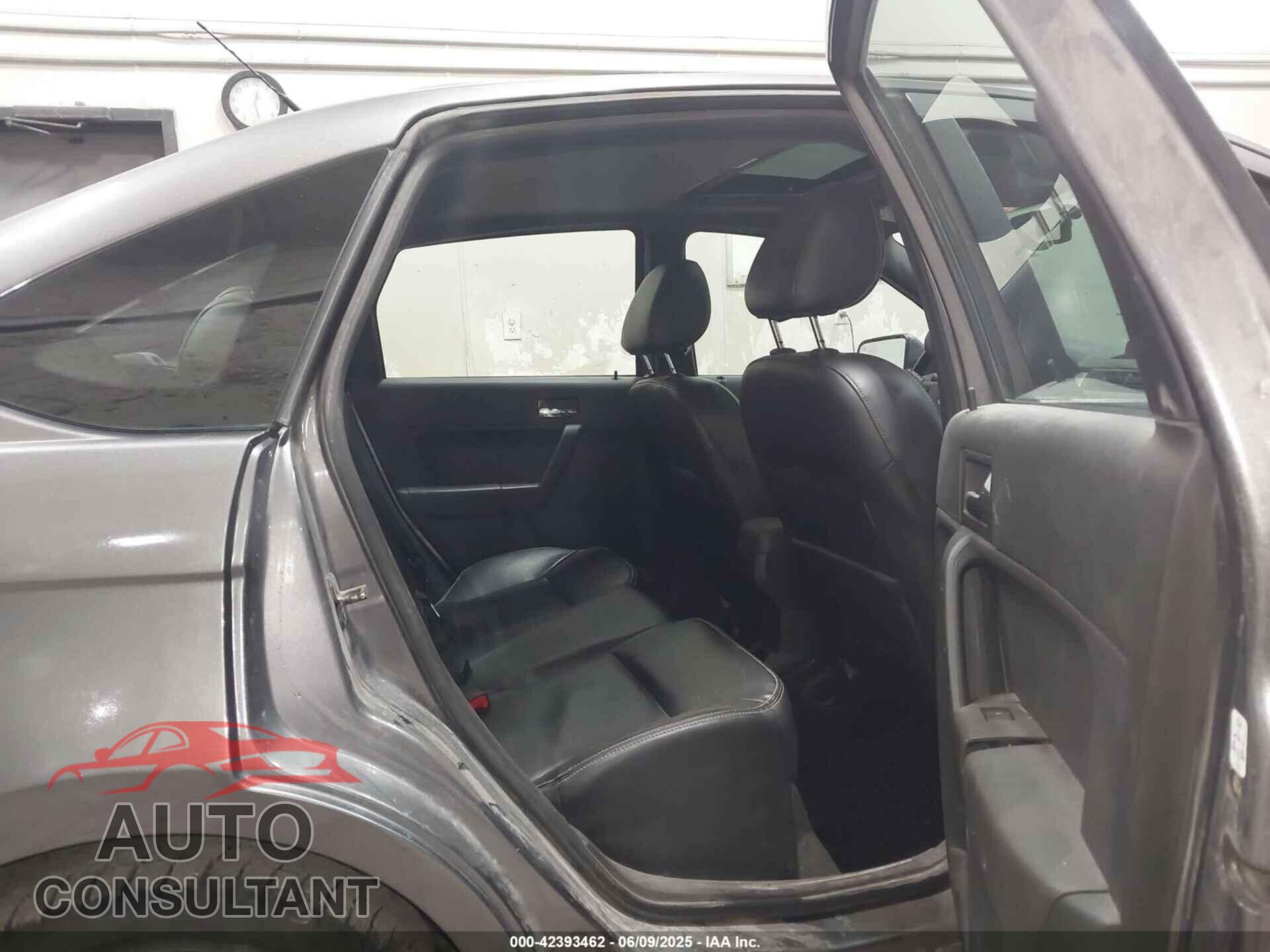 FORD FOCUS 2011 - 1FAHP3GN3BW127297