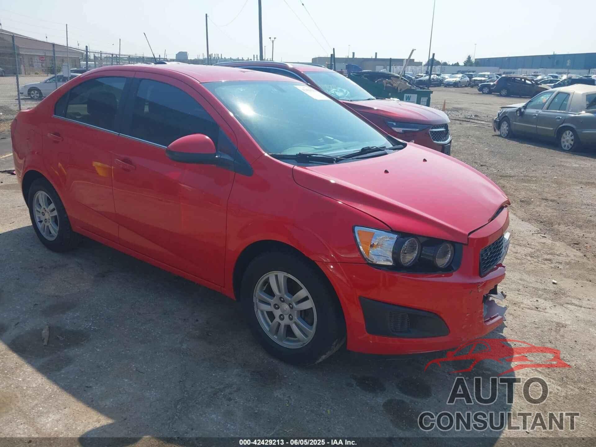 CHEVROLET SONIC 2015 - 1G1JC5SHXF4121799