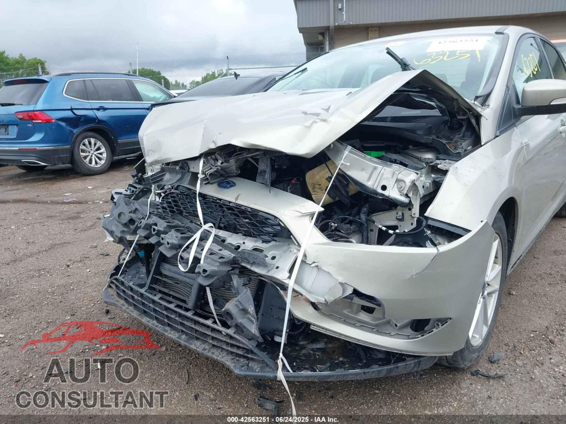 FORD FOCUS 2016 - 1FADP3F28GL300925