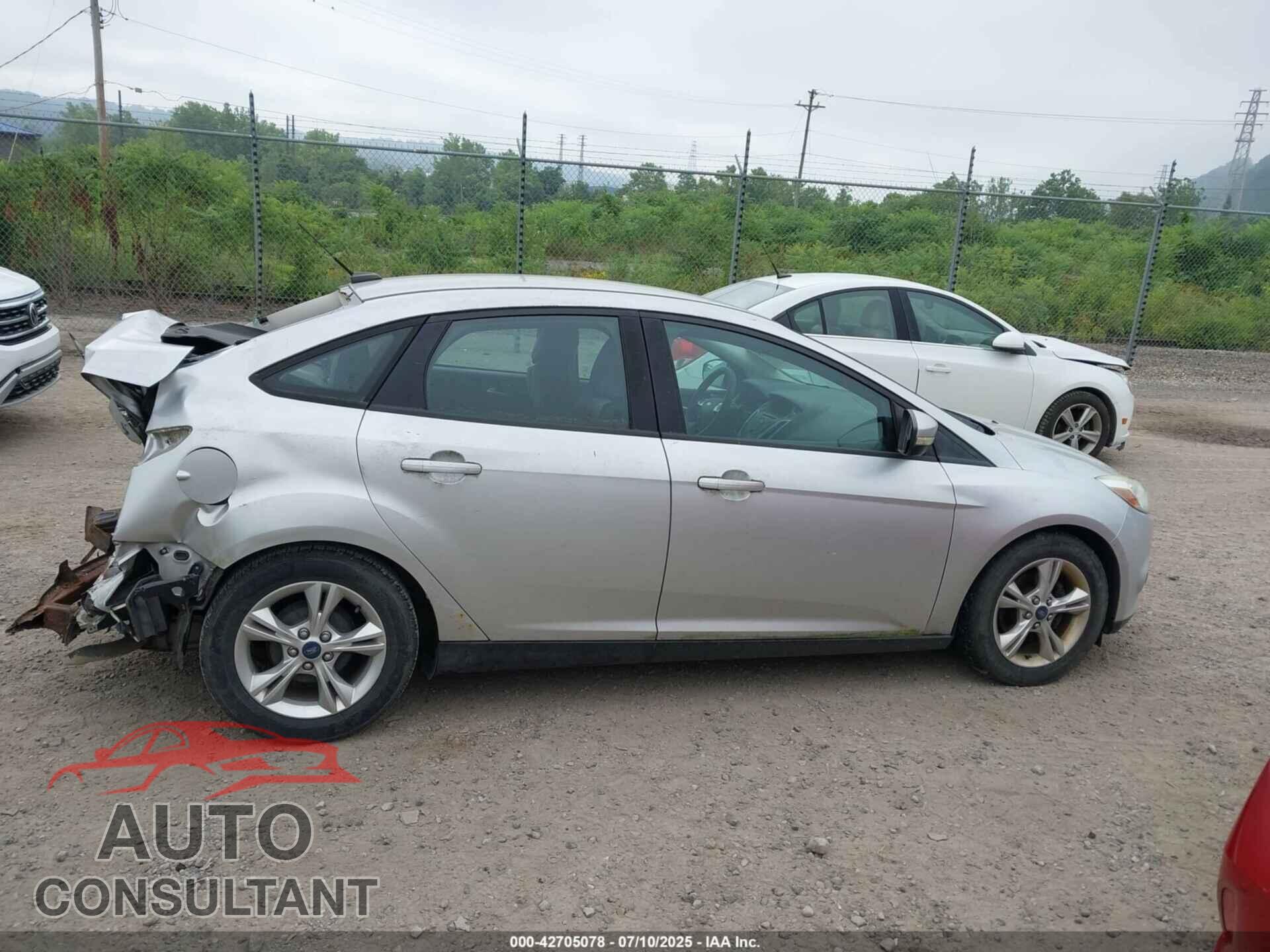 FORD FOCUS 2014 - 1FADP3F23EL173840