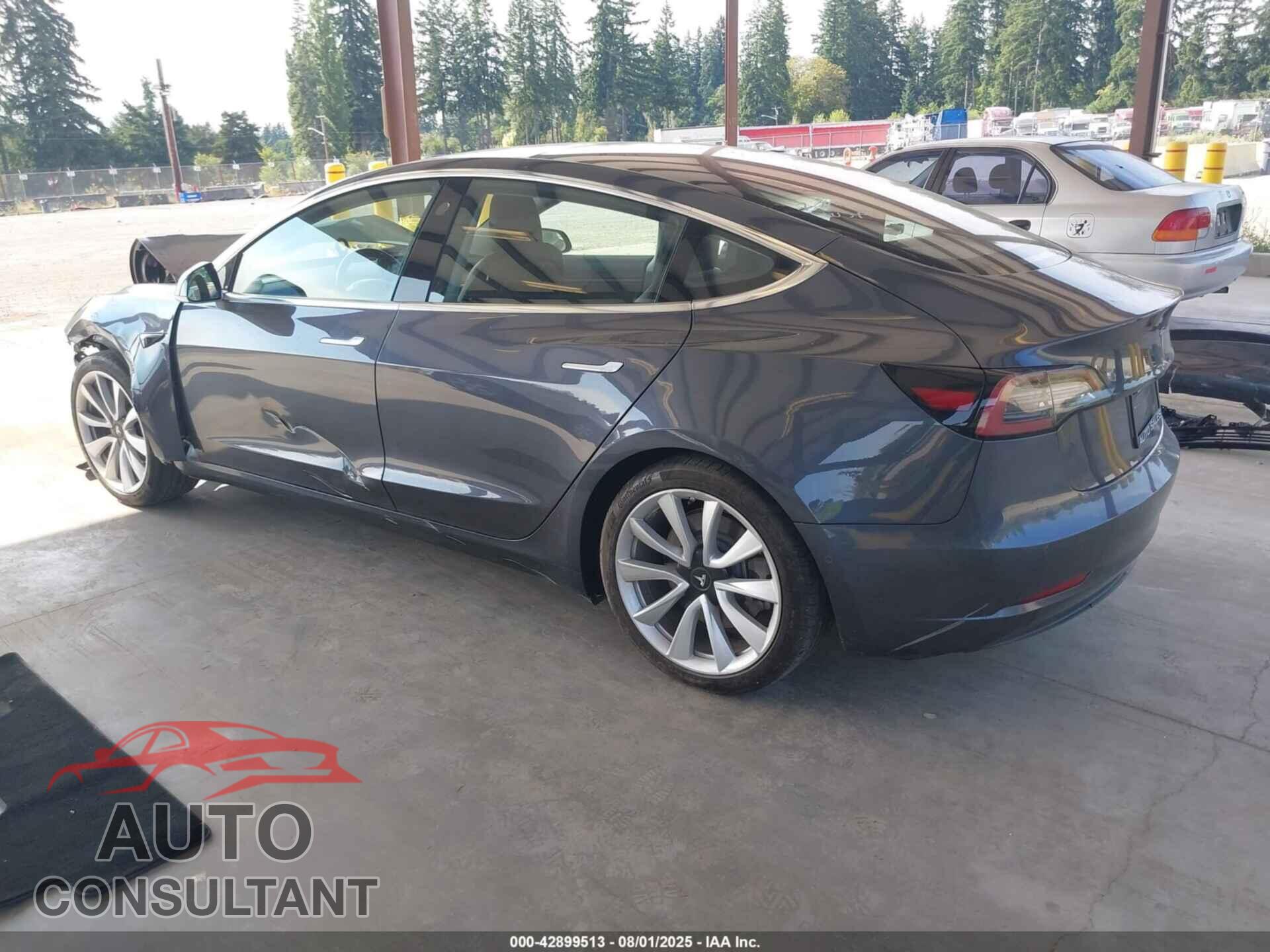 TESLA MODEL 3 2018 - 5YJ3E1EA1JF023747
