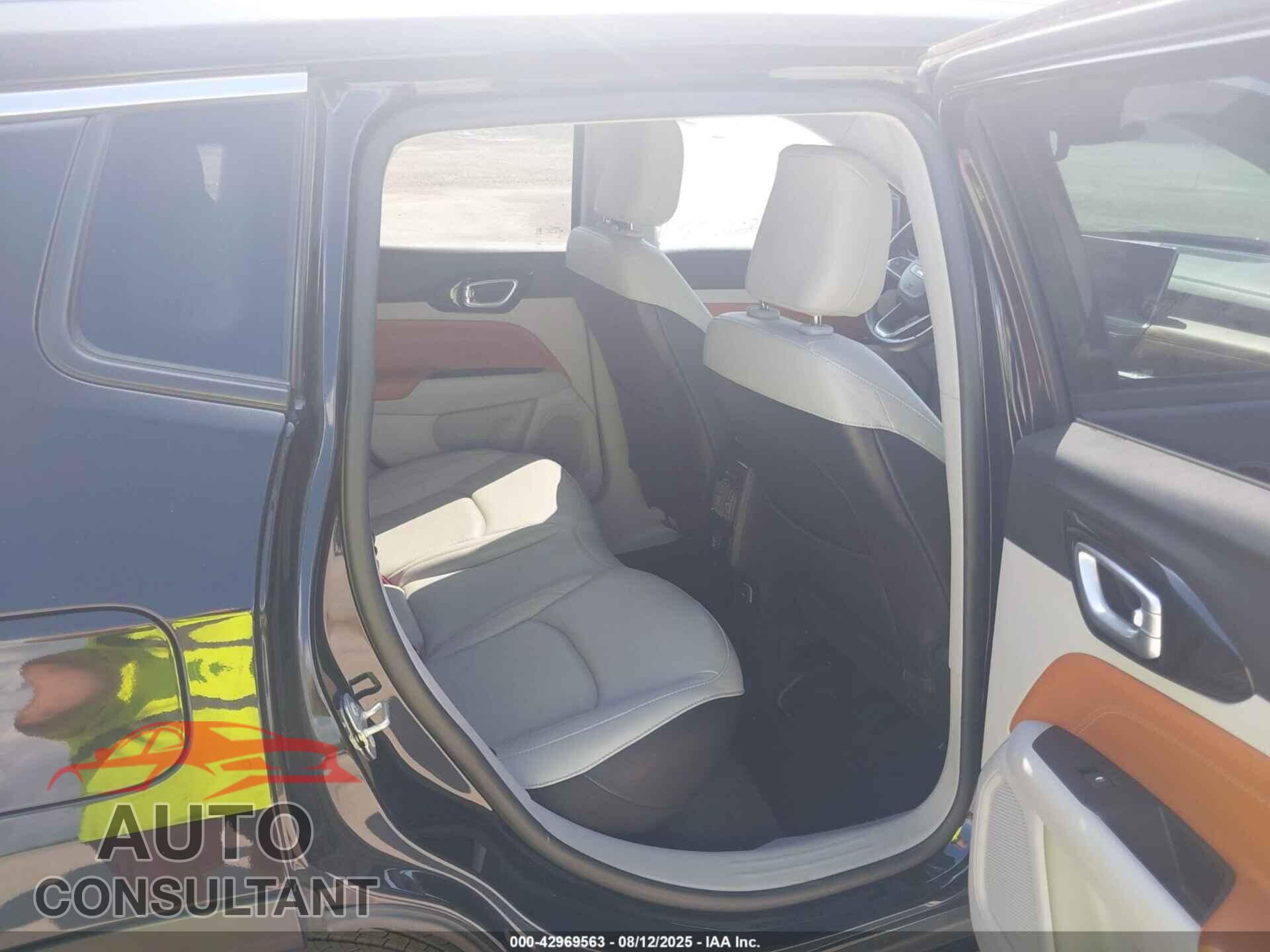 JEEP COMPASS 2022 - 3C4NJDCB1NT131083