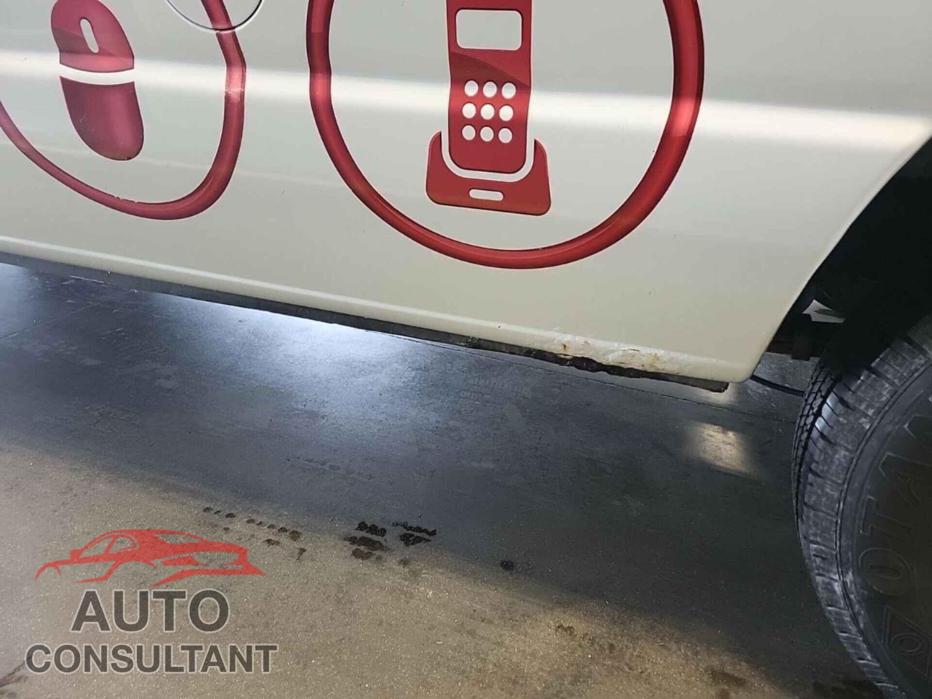 FORD ECONOLINE 2011 - 1FTNE2ELXBDA70882