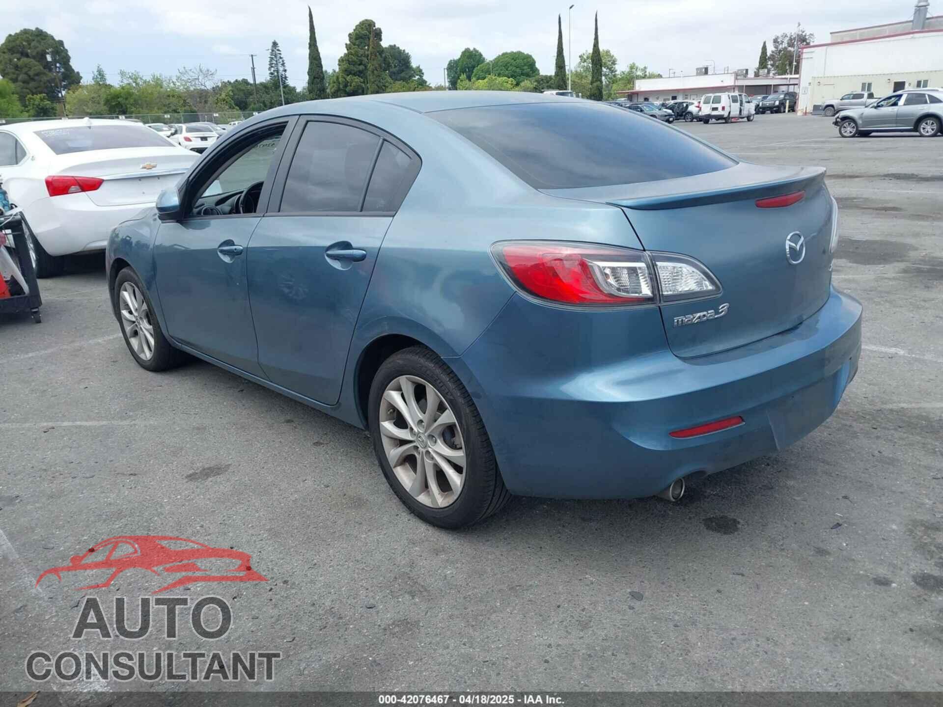 MAZDA MAZDA3 2011 - JM1BL1U52B1461578