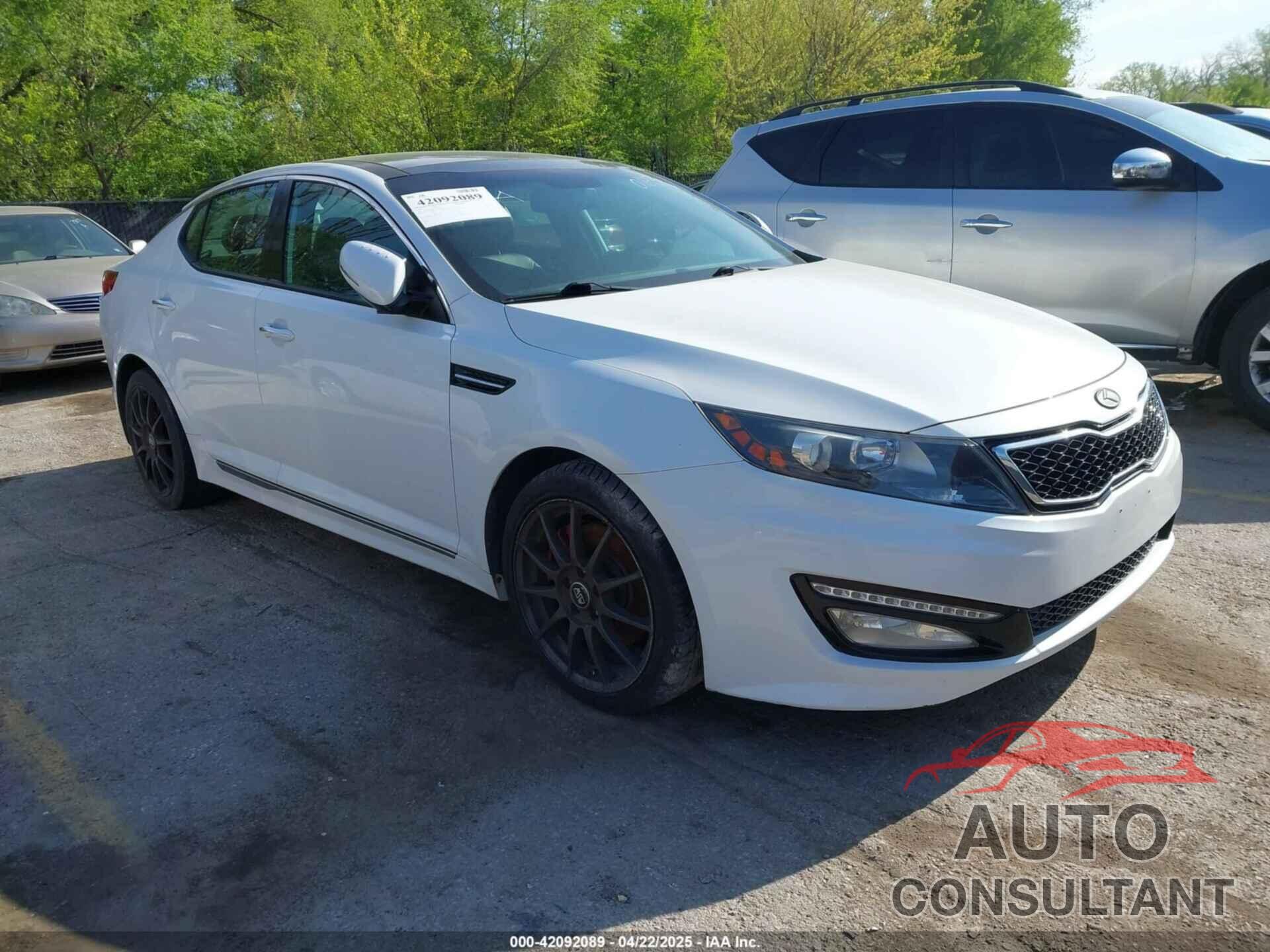 KIA OPTIMA 2013 - 5XXGR4A65DG180143