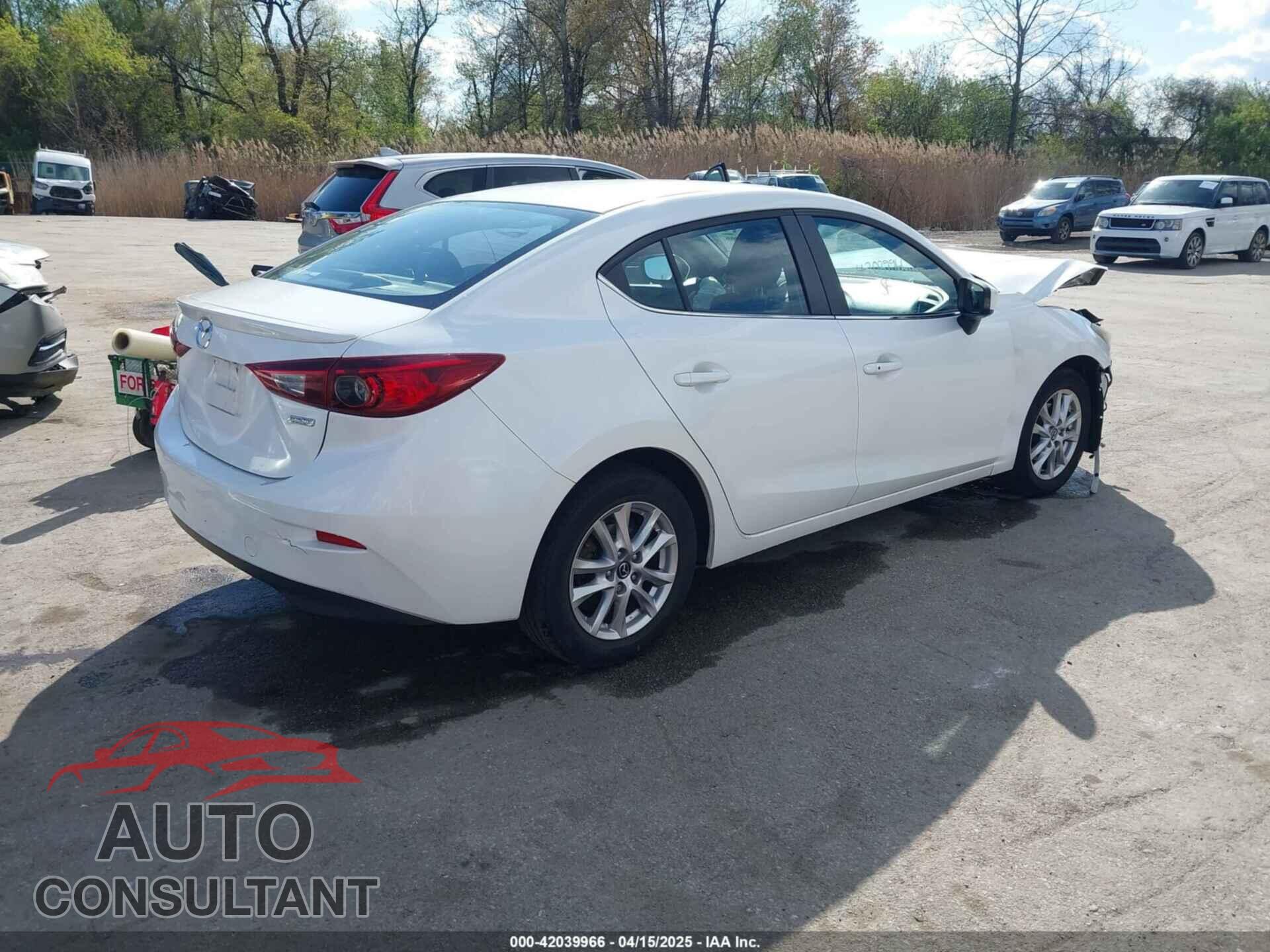 MAZDA MAZDA3 2014 - JM1BM1V78E1156409