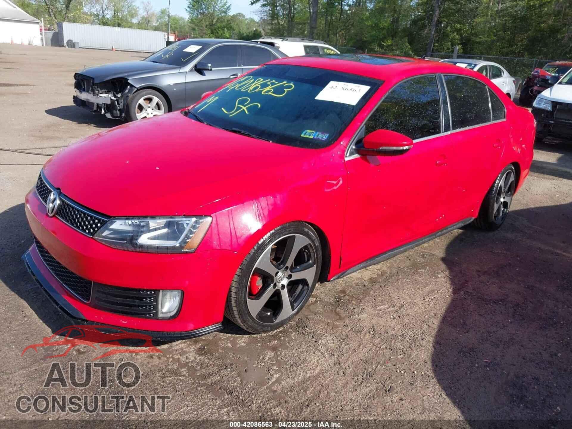 VOLKSWAGEN JETTA 2013 - 3VW567AJ8DM263633