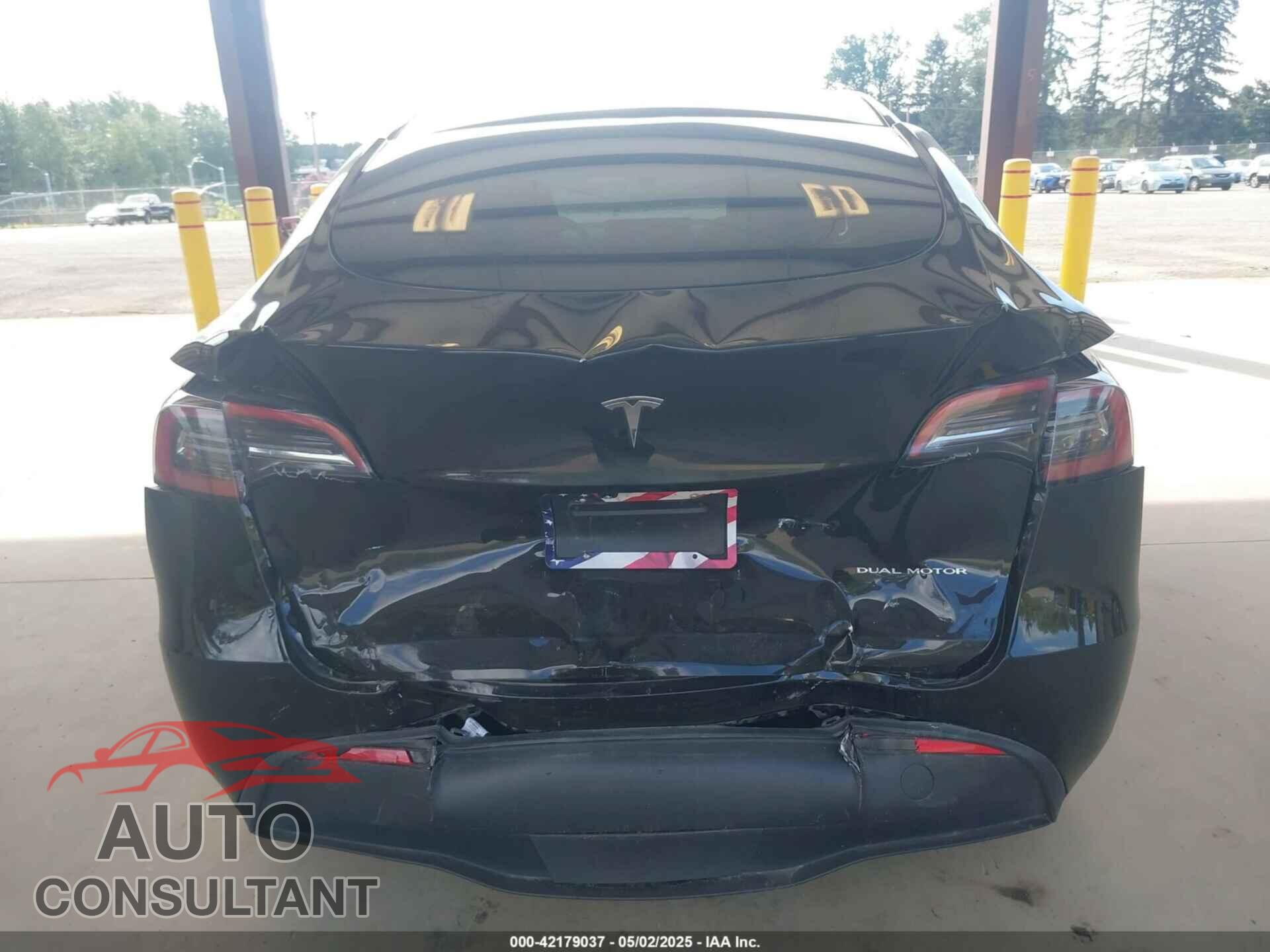 TESLA MODEL Y 2023 - 7SAYGAEE6PF926507