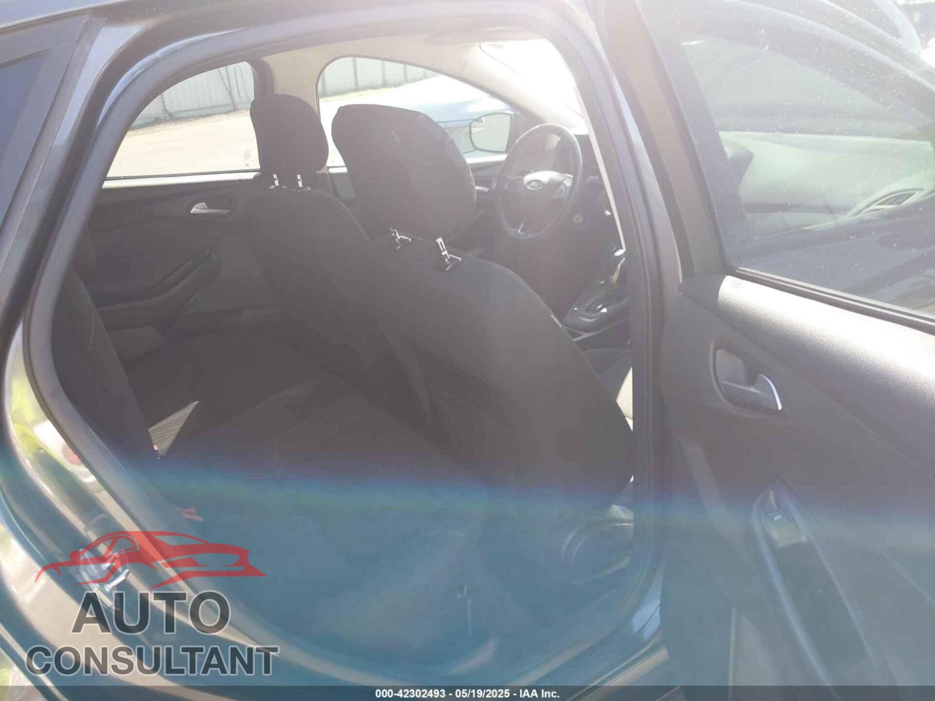 FORD FOCUS 2016 - 1FADP3F28GL282667