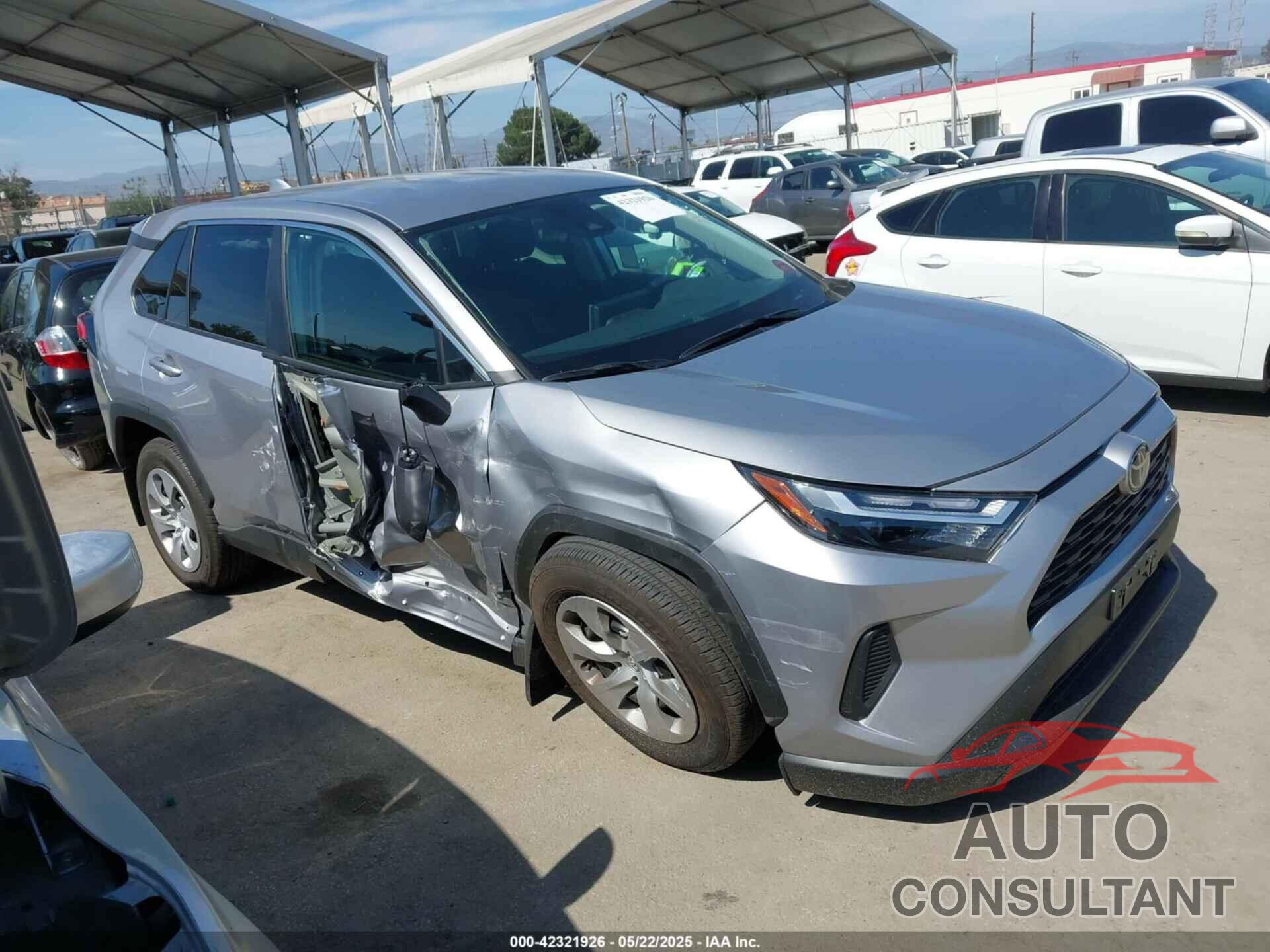 TOYOTA RAV4 2024 - 2T3H1RFV1RC293277